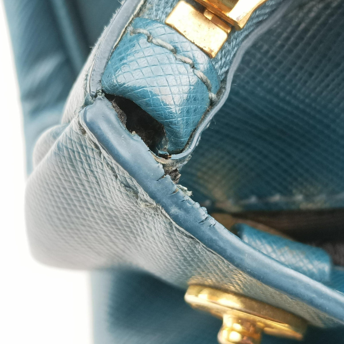 Secondhand Prada Galleria BlueGreen SAFFIANO Leather BN1786 handbag | stylenewstar