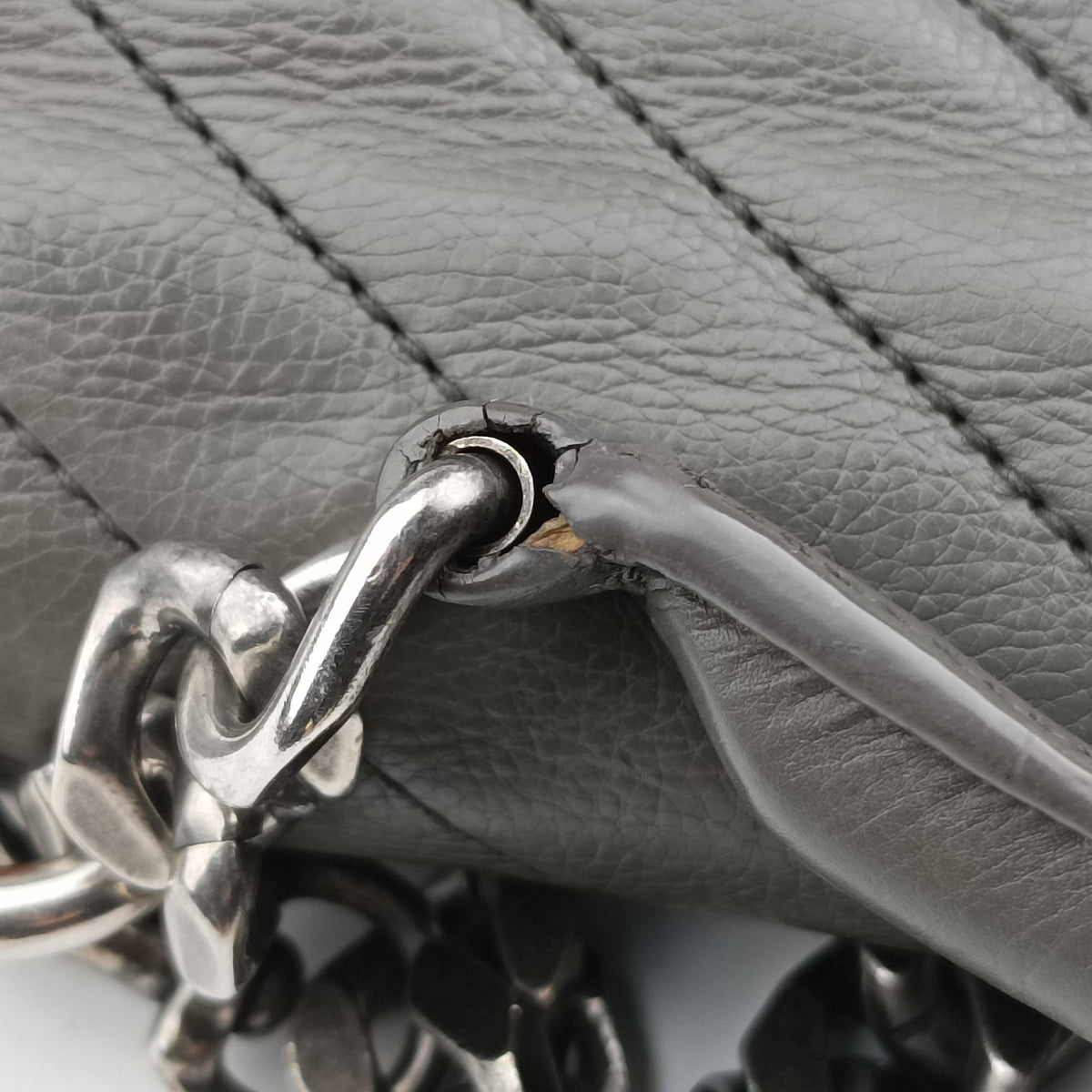 Vintage Yves Saint Laurent COLLEGE Grey Leather 392738 shoulderbag | stylenewstar