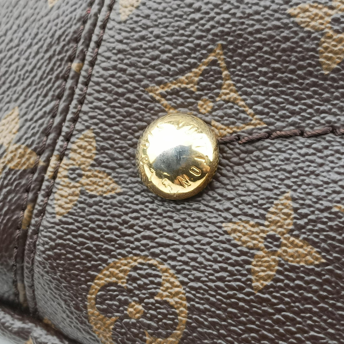 Pre-owned Louis Vuitton Artsy MM Brown Monogram canvas M40249 handbag | stylenewstar