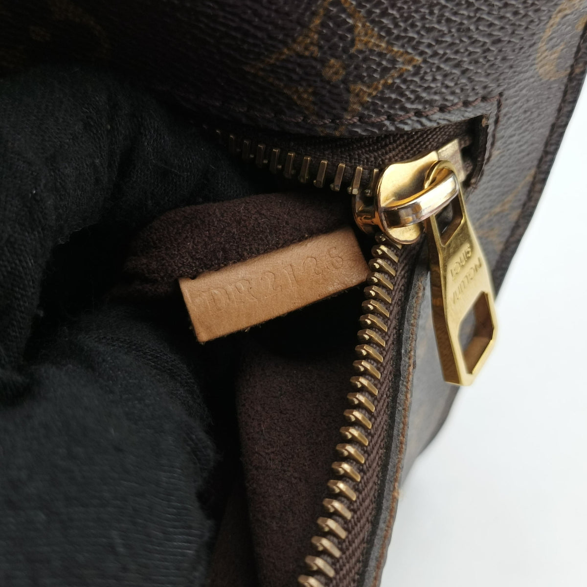 Vintage Louis Vuitton Pochette Metis MM Brown Monogram Canvas M44875 shoulderbag | stylenewstar