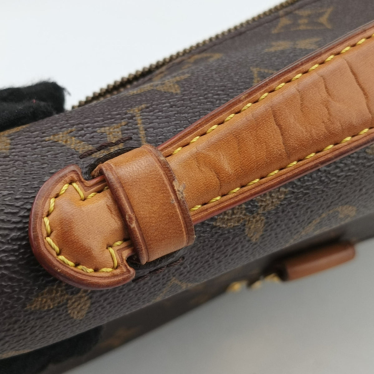 Vintage Louis Vuitton Pochette Metis MM Brown Monogram Canvas M44875 shoulderbag | stylenewstar