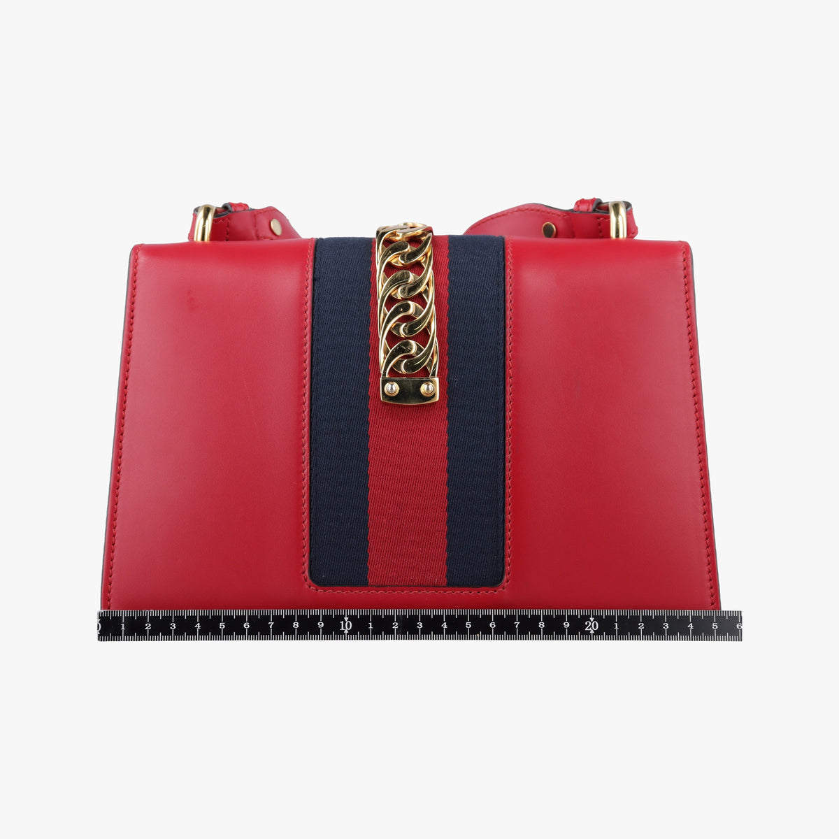 Secondhand Gucci Sylvie Red Leather 421882 shoulderbag | stylenewstar