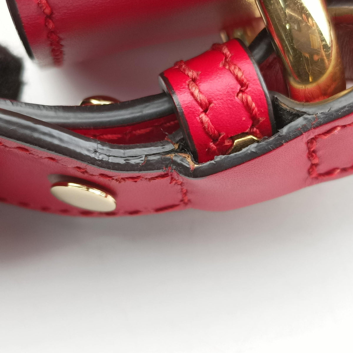 Secondhand Gucci Sylvie Red Leather 421882 shoulderbag | stylenewstar