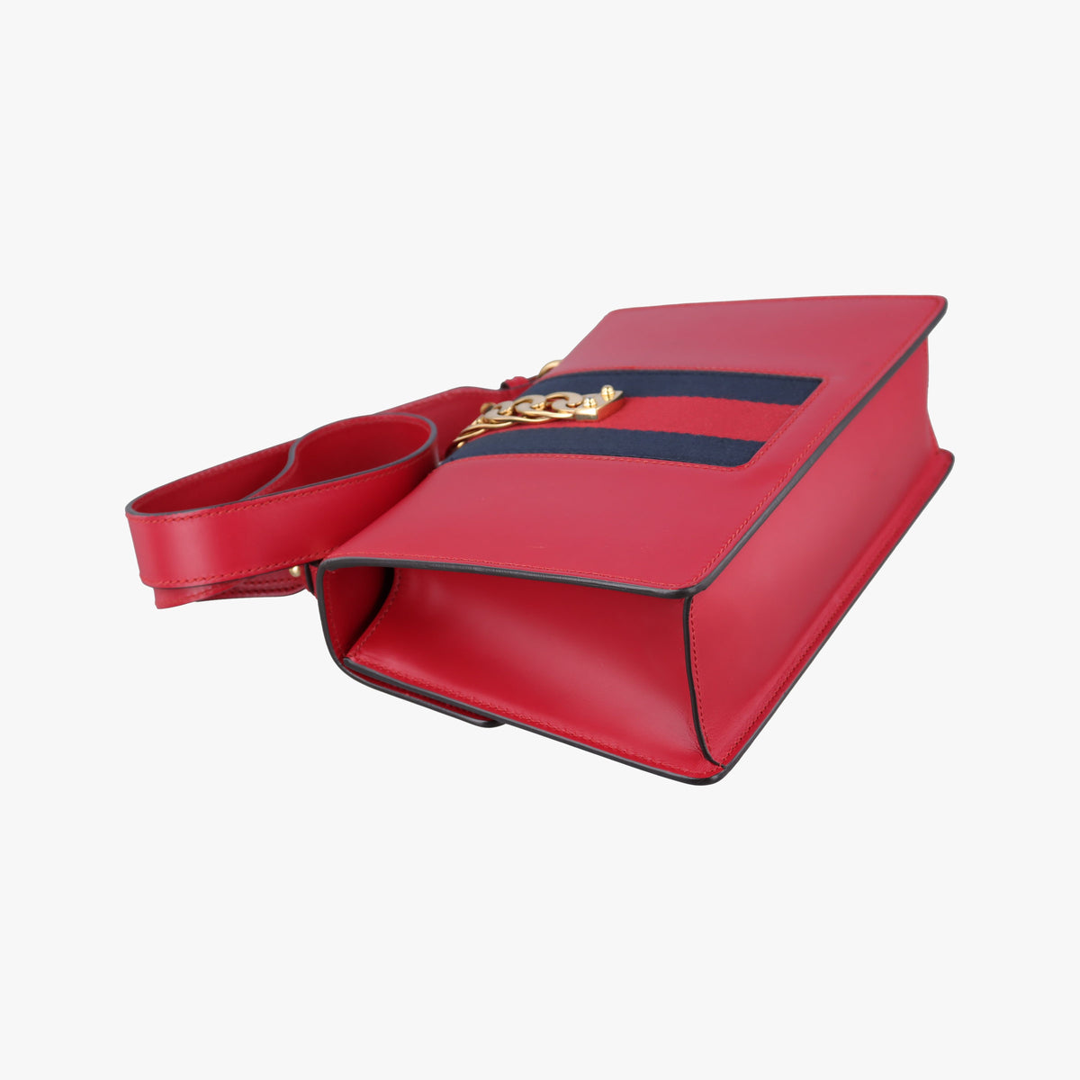 Secondhand Gucci Sylvie Red Leather 421882 shoulderbag | stylenewstar