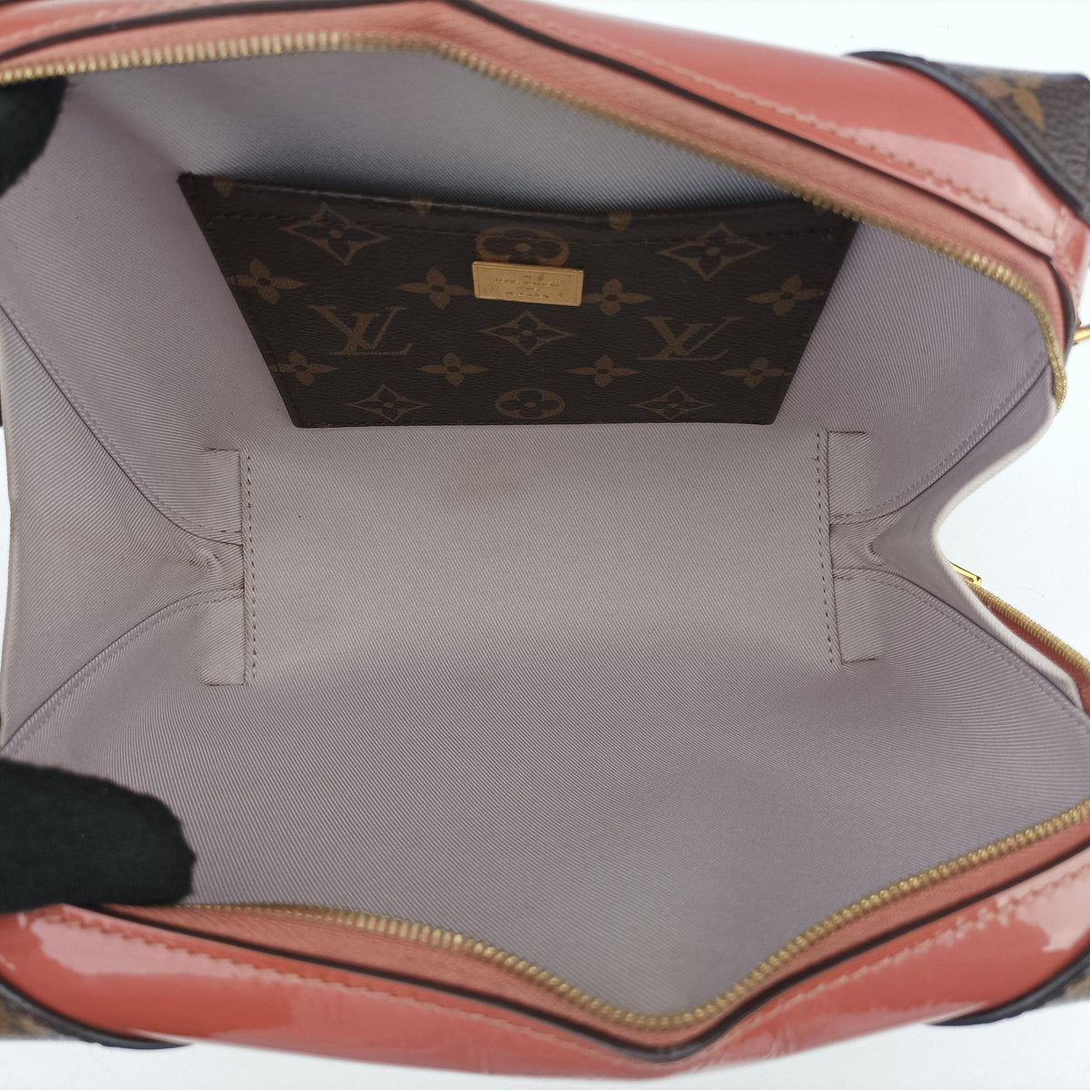 Secondhand Louis Vuitton Miroir Venice Vieux Rose Vernis M53546 shoulderbag | stylenewstar