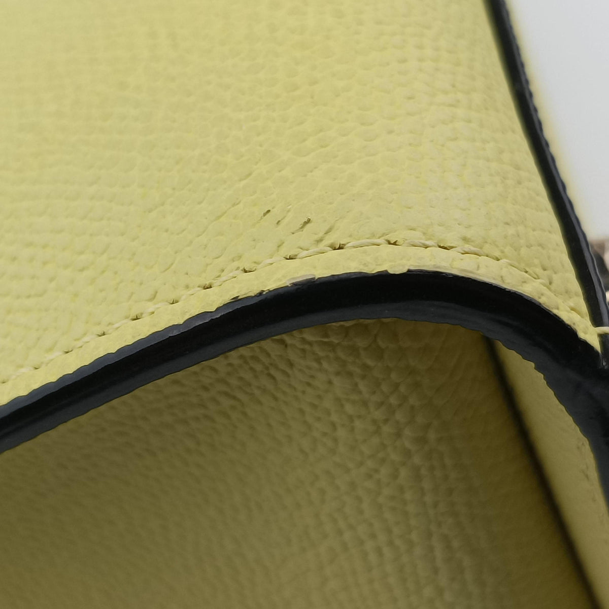 Pre-owned Valextra Iside Yellow×Green×Pink Leather  shoulderbag | stylenewstar