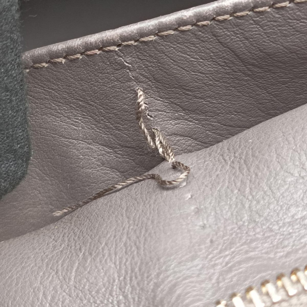 Secondhand Yves Saint Laurent Y Ligne Petit Cabas Grey Leather 311210 shoulderbag | stylenewstar