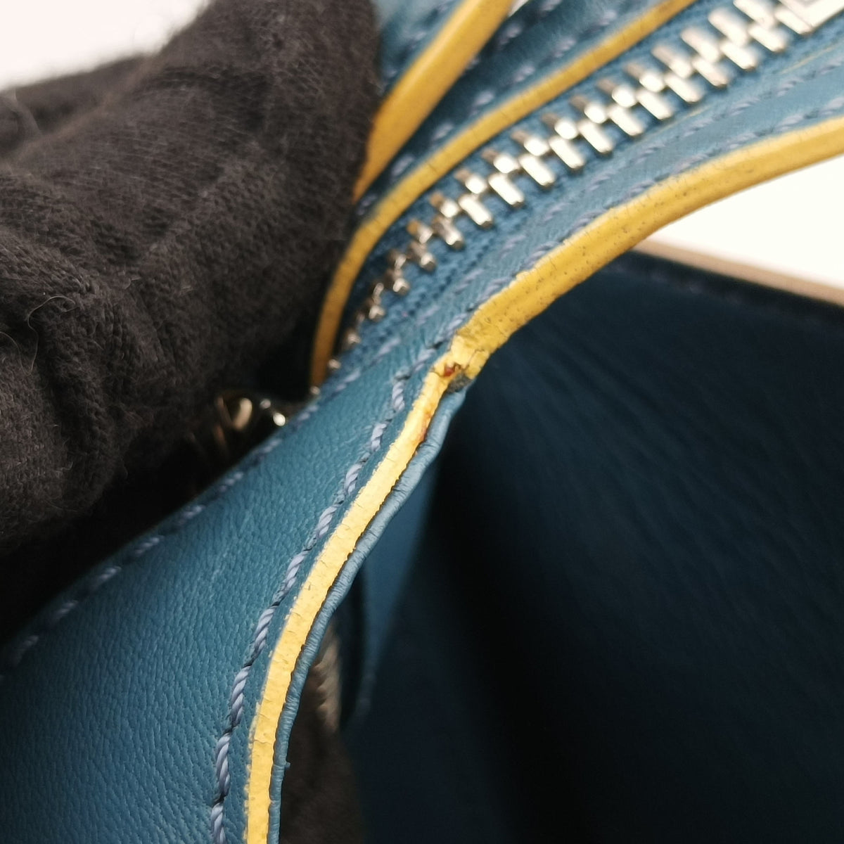 Vintage Fendi Trois Jours Blue Leather 8BH279 handbag | stylenewstar