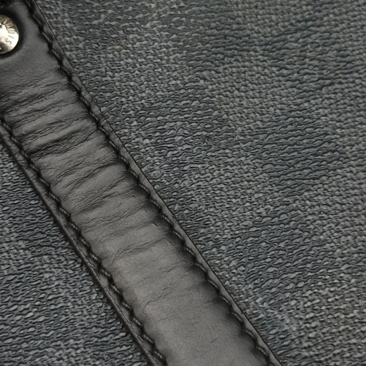Secondhand Louis Vuitton Porte Documents Voyage Noir Damier Graphite N41125 handbag | stylenewstar