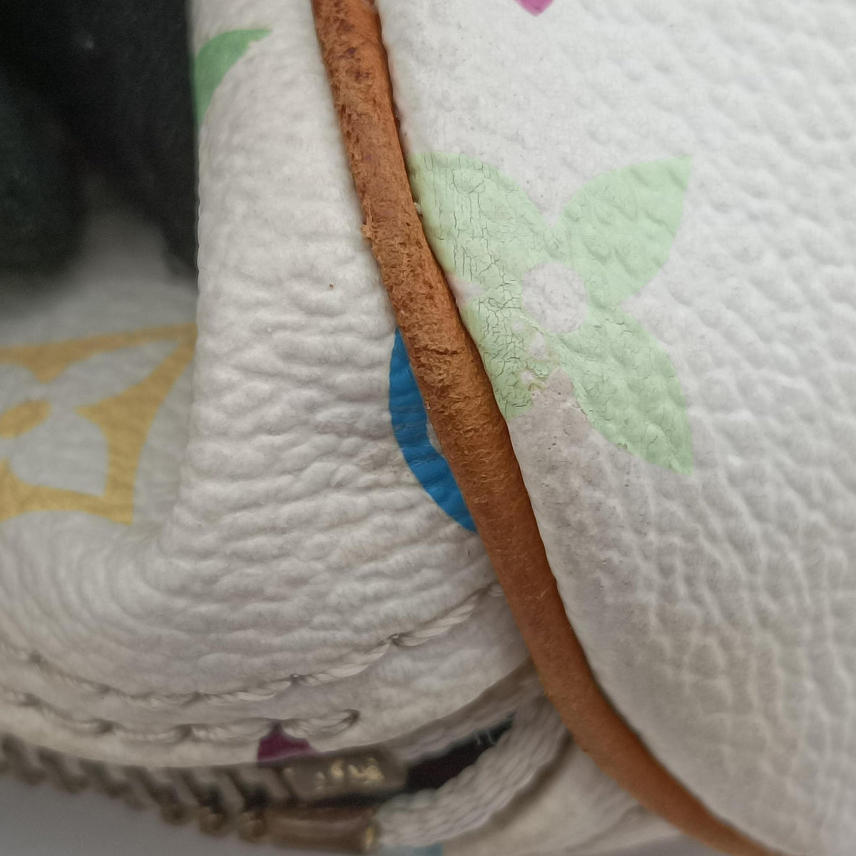 Pre-owned Louis Vuitton Speedy 30 white Monogram Multicolor M92643 handbag | stylenewstar