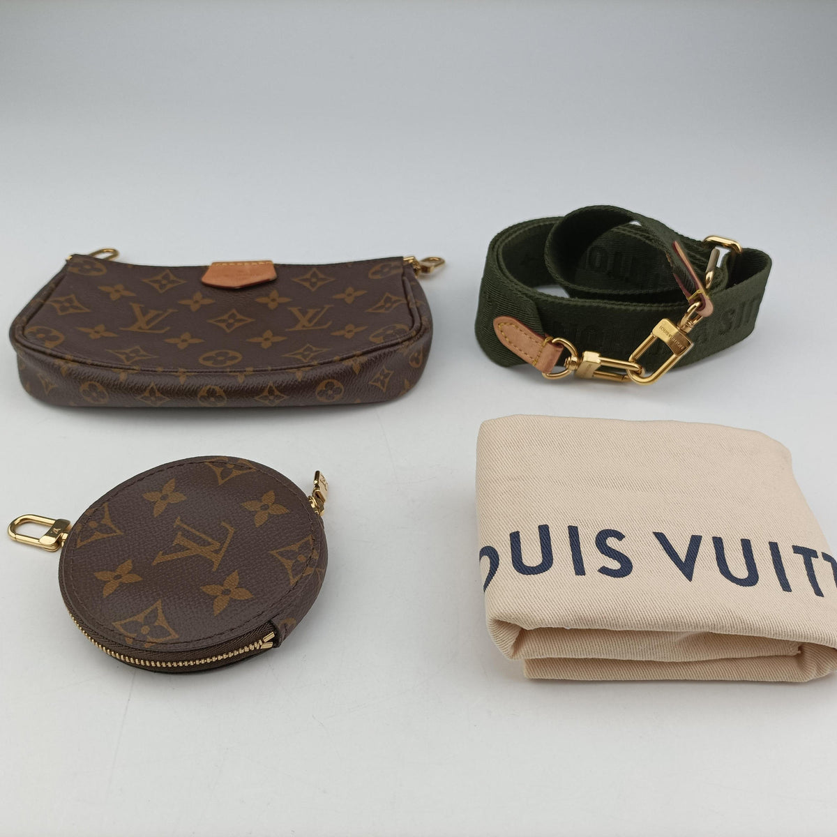 Secondhand Louis Vuitton MULTI POCHETTE ACCESSOIRES brown×khaki Monogram Canvas M44813 shoulderbag | stylenewstar