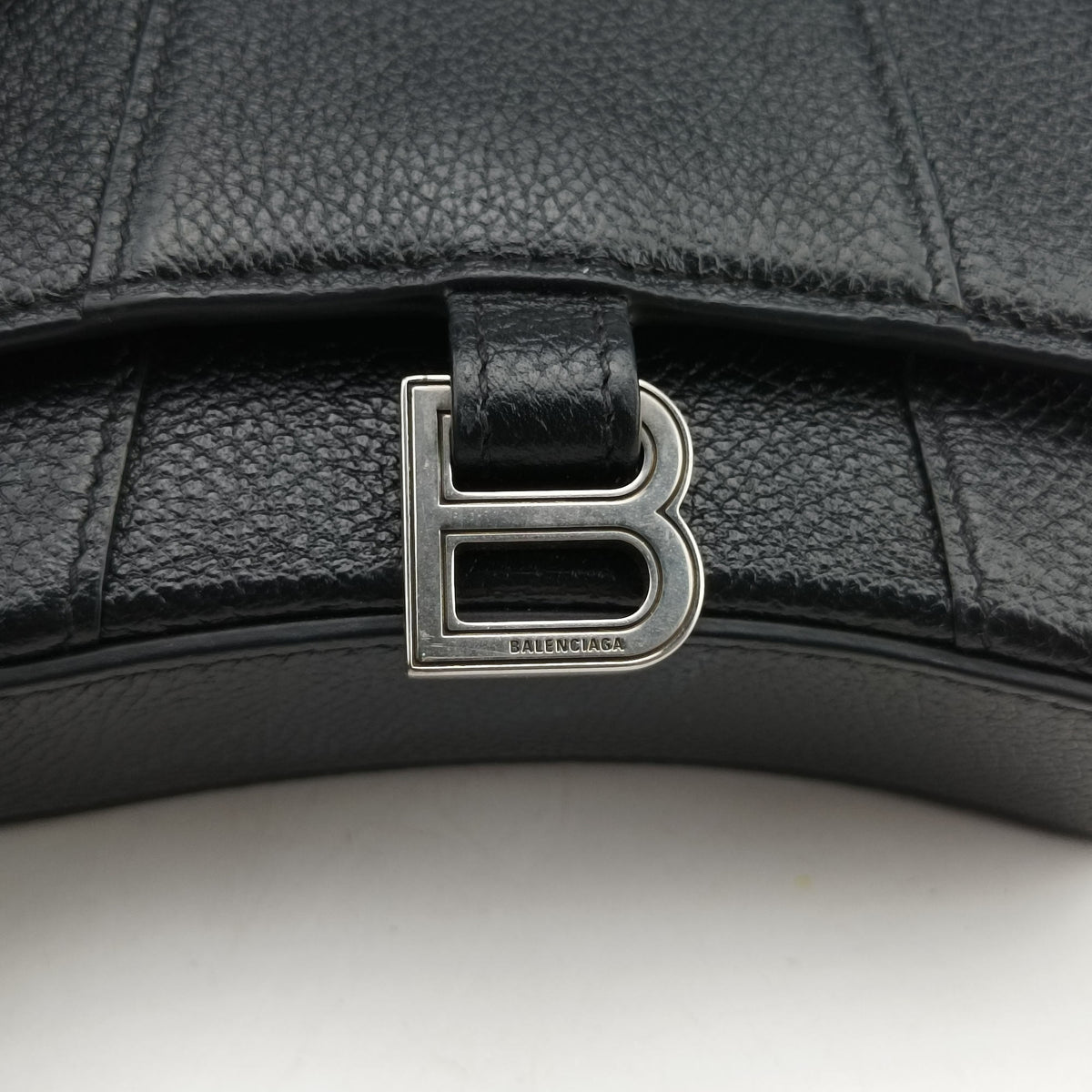 Pre-owned Balenciaga Hourglass Black Leather  shoulderbag | stylenewstar