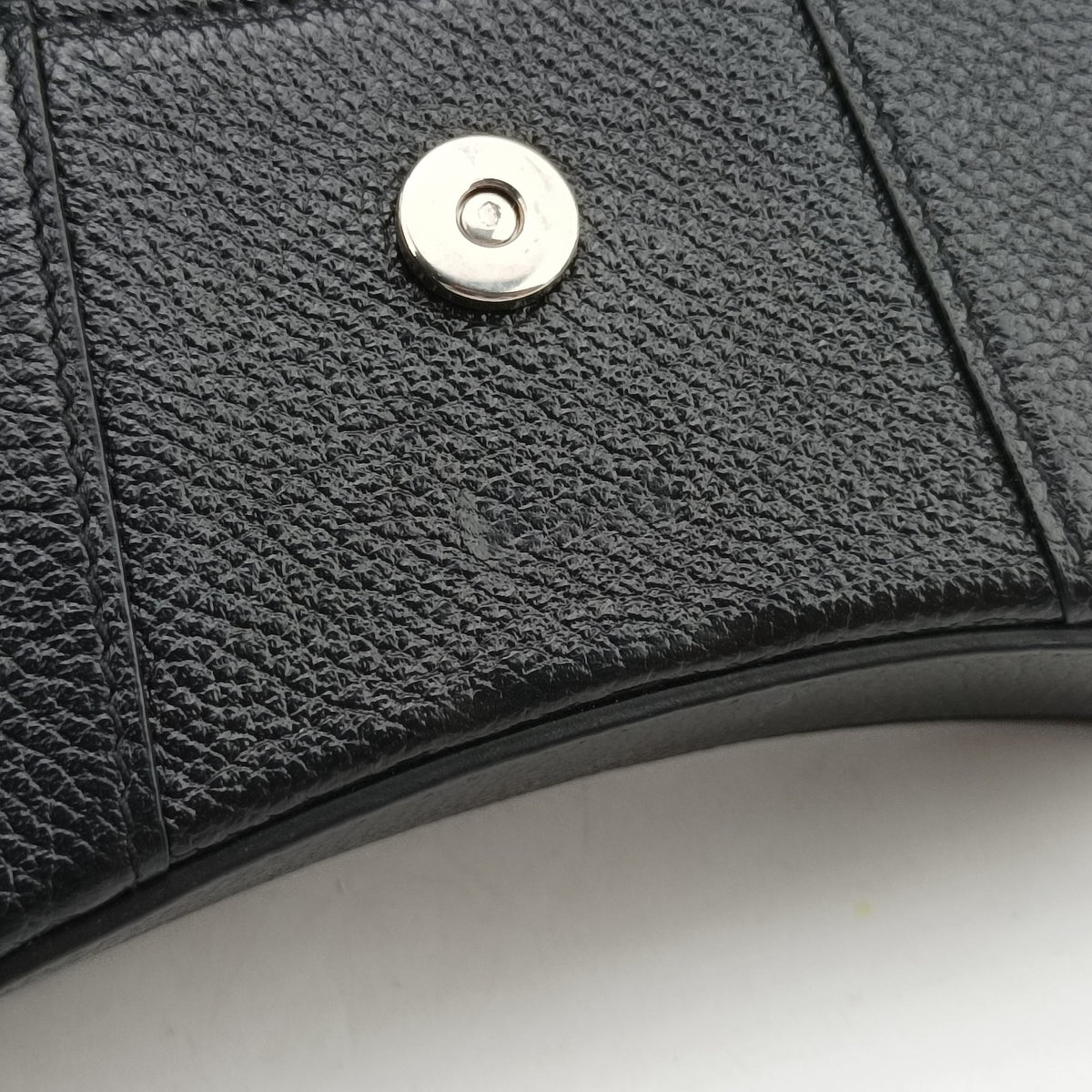 Pre-owned Balenciaga Hourglass Black Leather  shoulderbag | stylenewstar