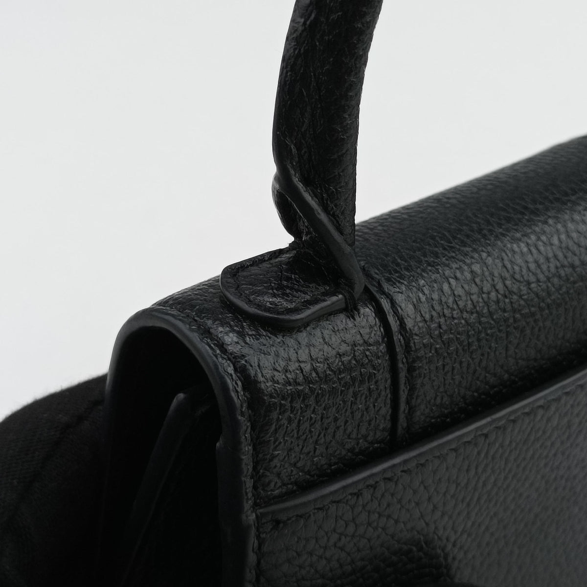 Pre-owned Balenciaga Hourglass Black Leather  shoulderbag | stylenewstar