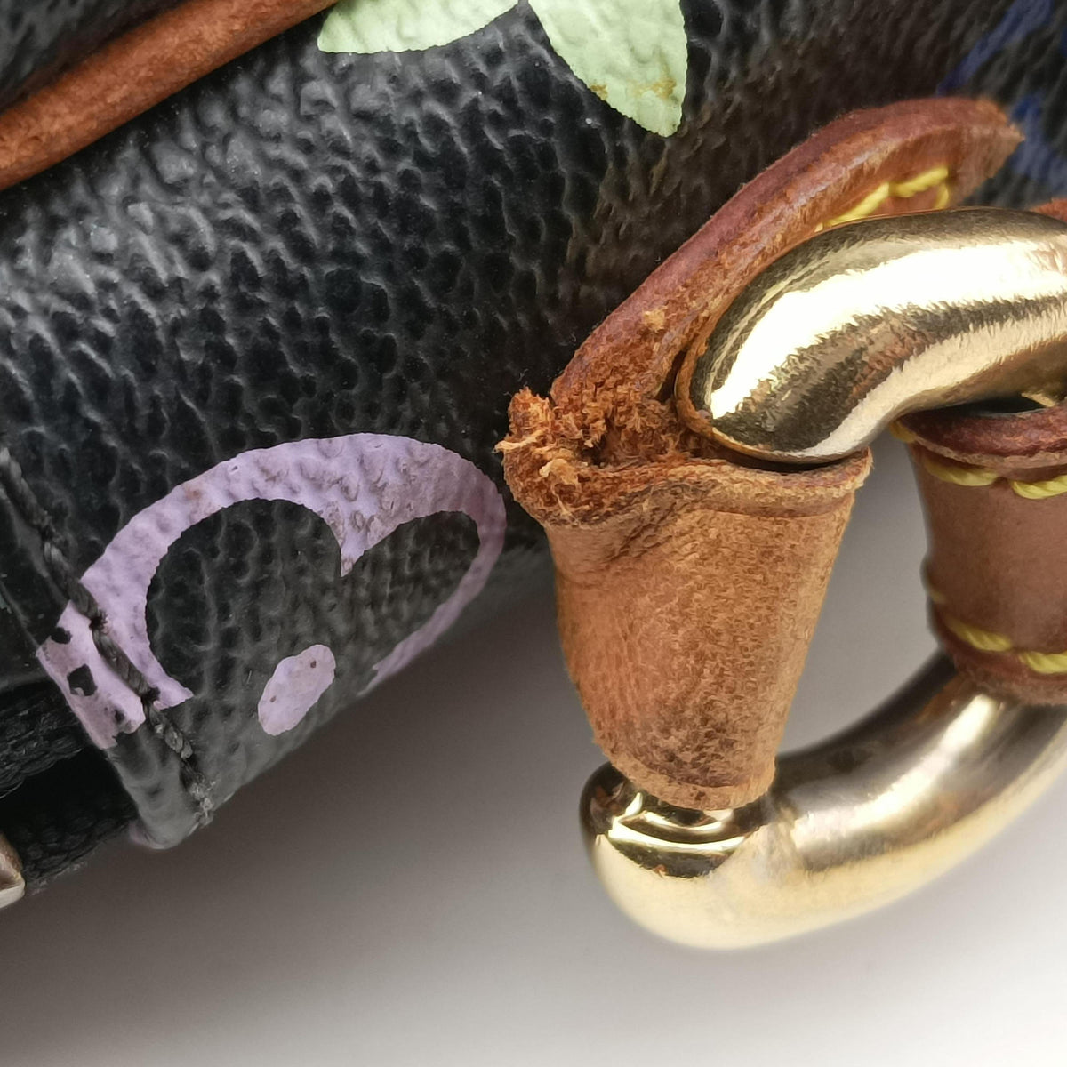 Pre-owned Louis Vuitton RIFT Noir Monogram Multicolor M40056 shoulderbag | stylenewstar