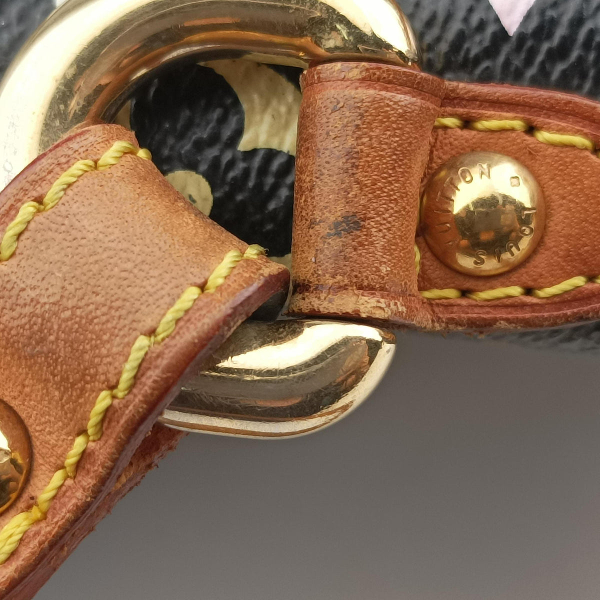 Pre-owned Louis Vuitton RIFT Noir Monogram Multicolor M40056 shoulderbag | stylenewstar