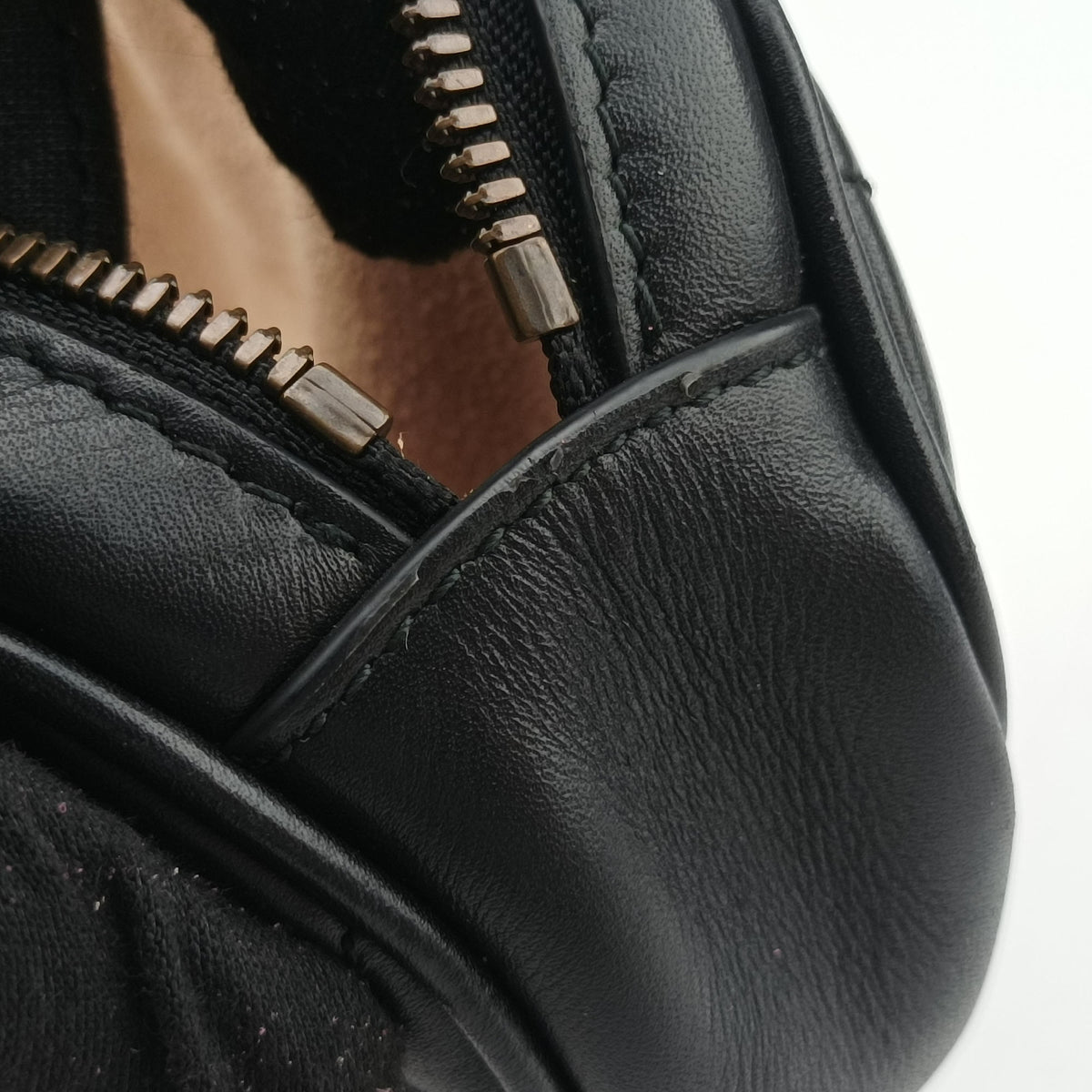 Secondhand Gucci GG Marmont Black Leather 476434 bum bag/waist bag | stylenewstar