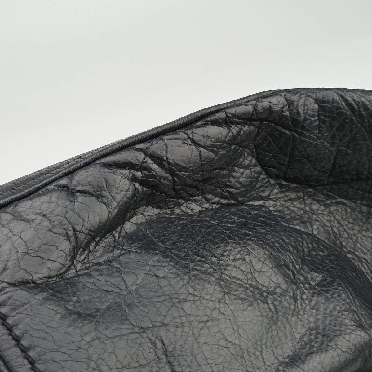 Pre-owned Miu Miu Hobo Bag Black Leather  shoulderbag | stylenewstar