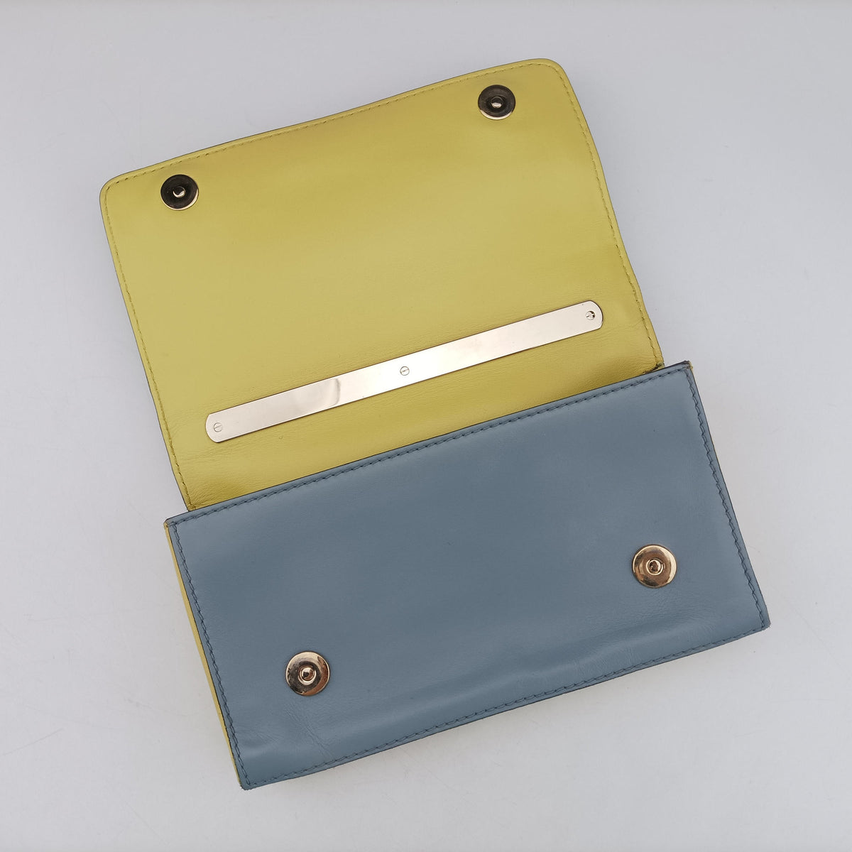 Pre-owned Valentino Va va voom Green Leather  shoulderbag | stylenewstar
