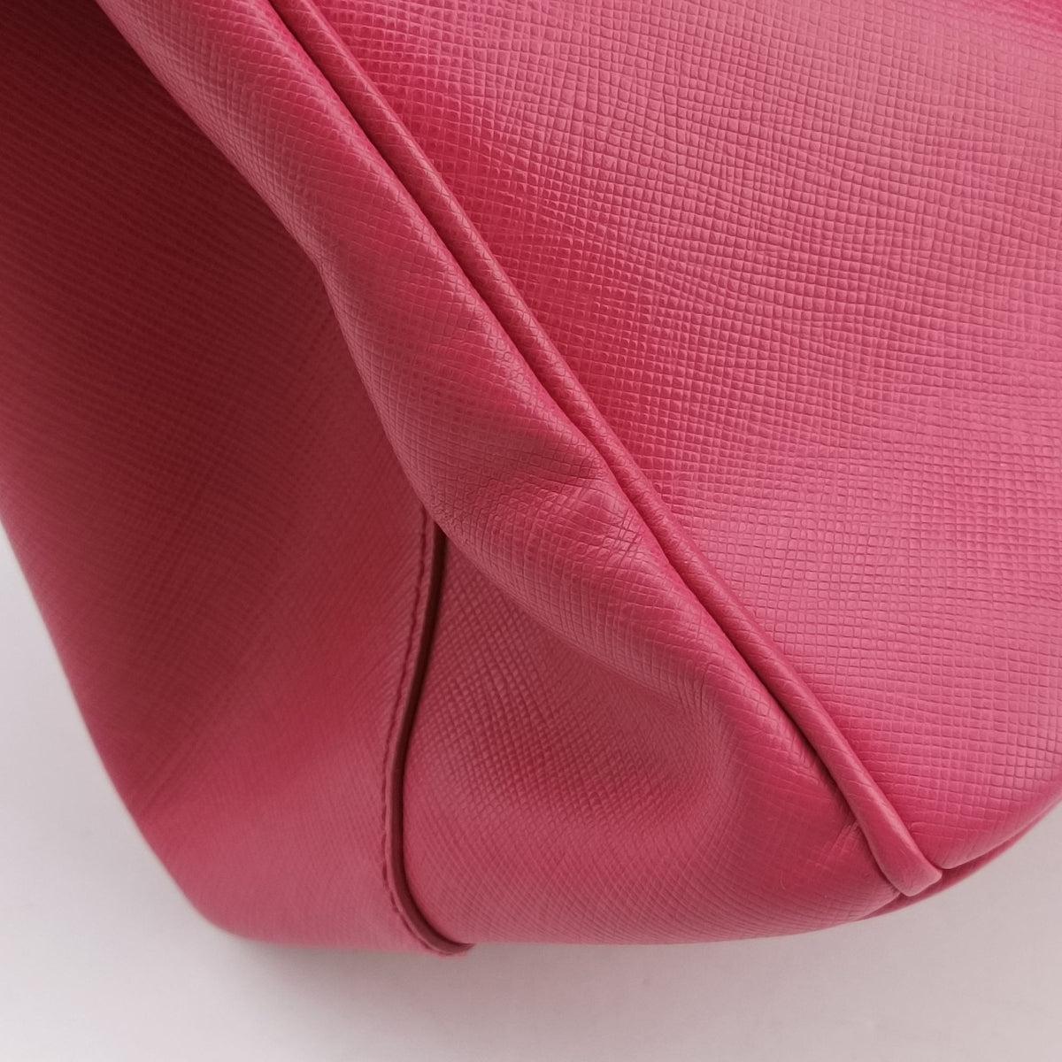 Vintage Prada Galleria Pink SAFFIANO Leather BN1874 shoulderbag | stylenewstar