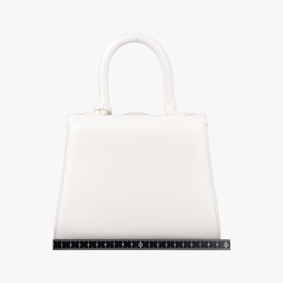 Vintage Delvaux Brillant White Leather  handbag | stylenewstar