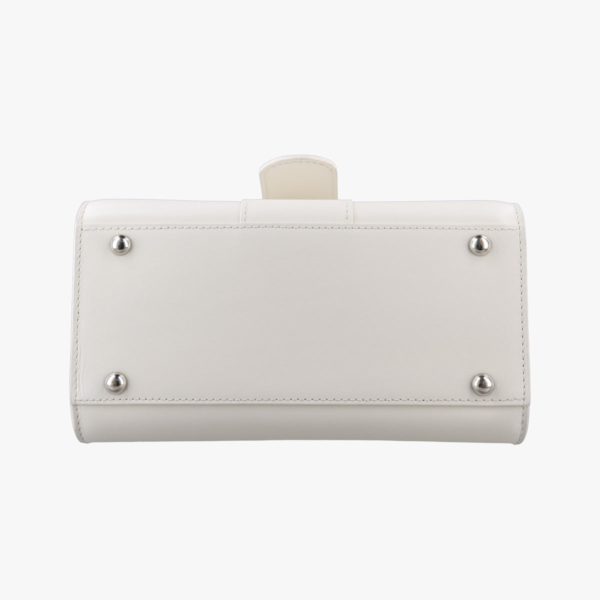 Vintage Delvaux Brillant White Leather  handbag | stylenewstar