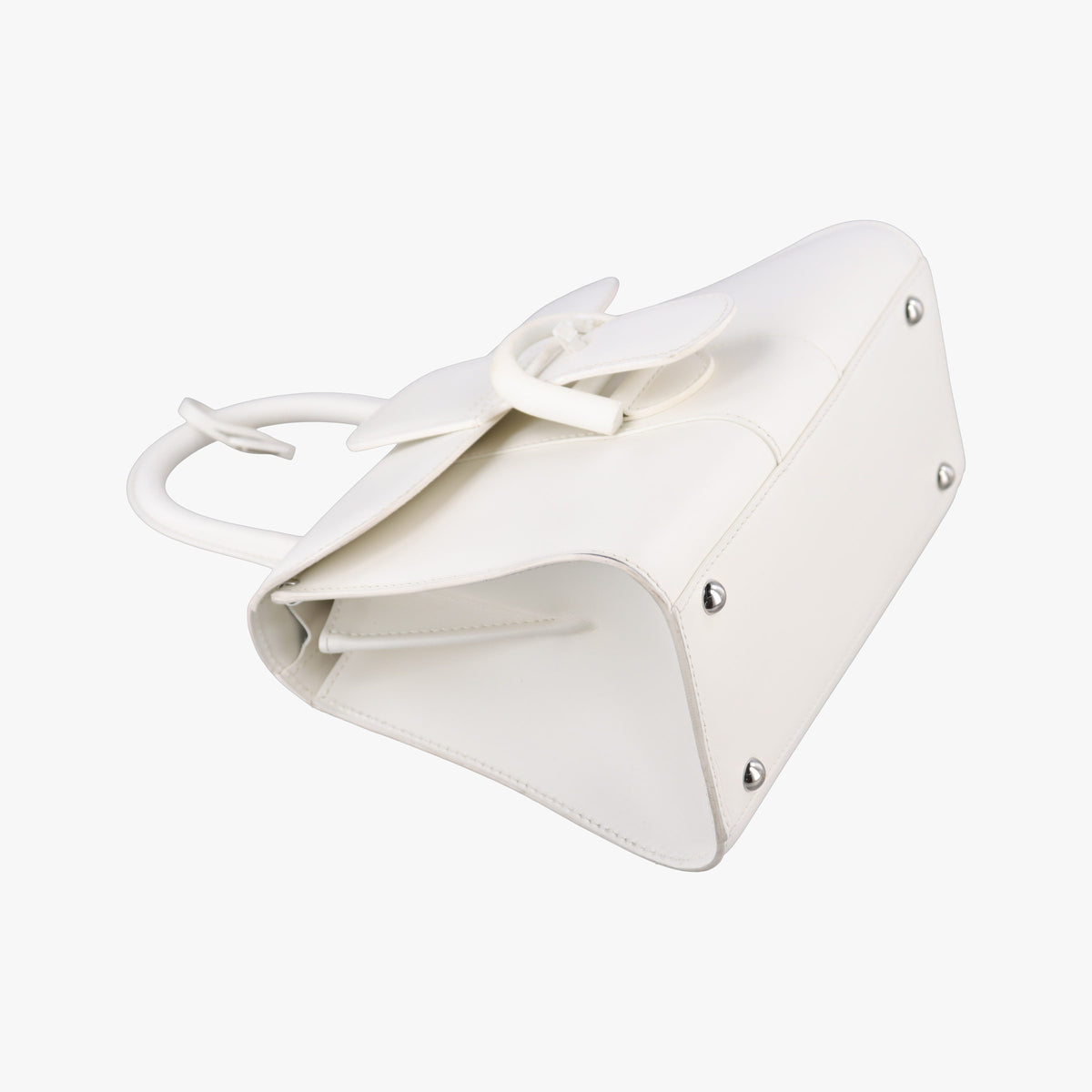 Vintage Delvaux Brillant White Leather  handbag | stylenewstar