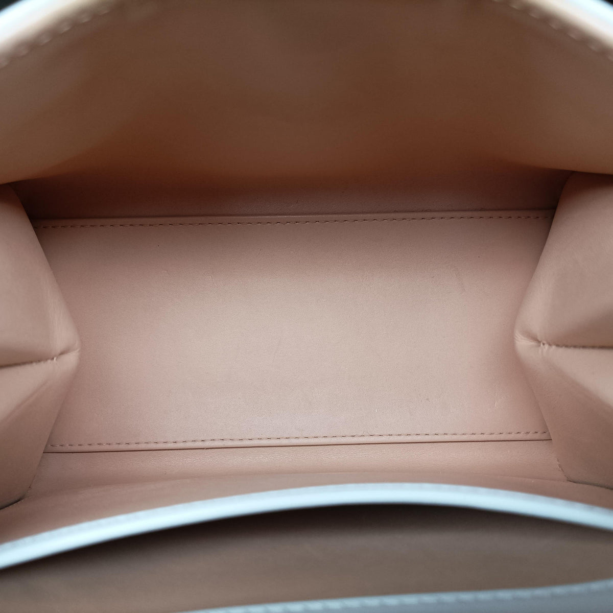 Vintage Delvaux Brillant White Leather  handbag | stylenewstar