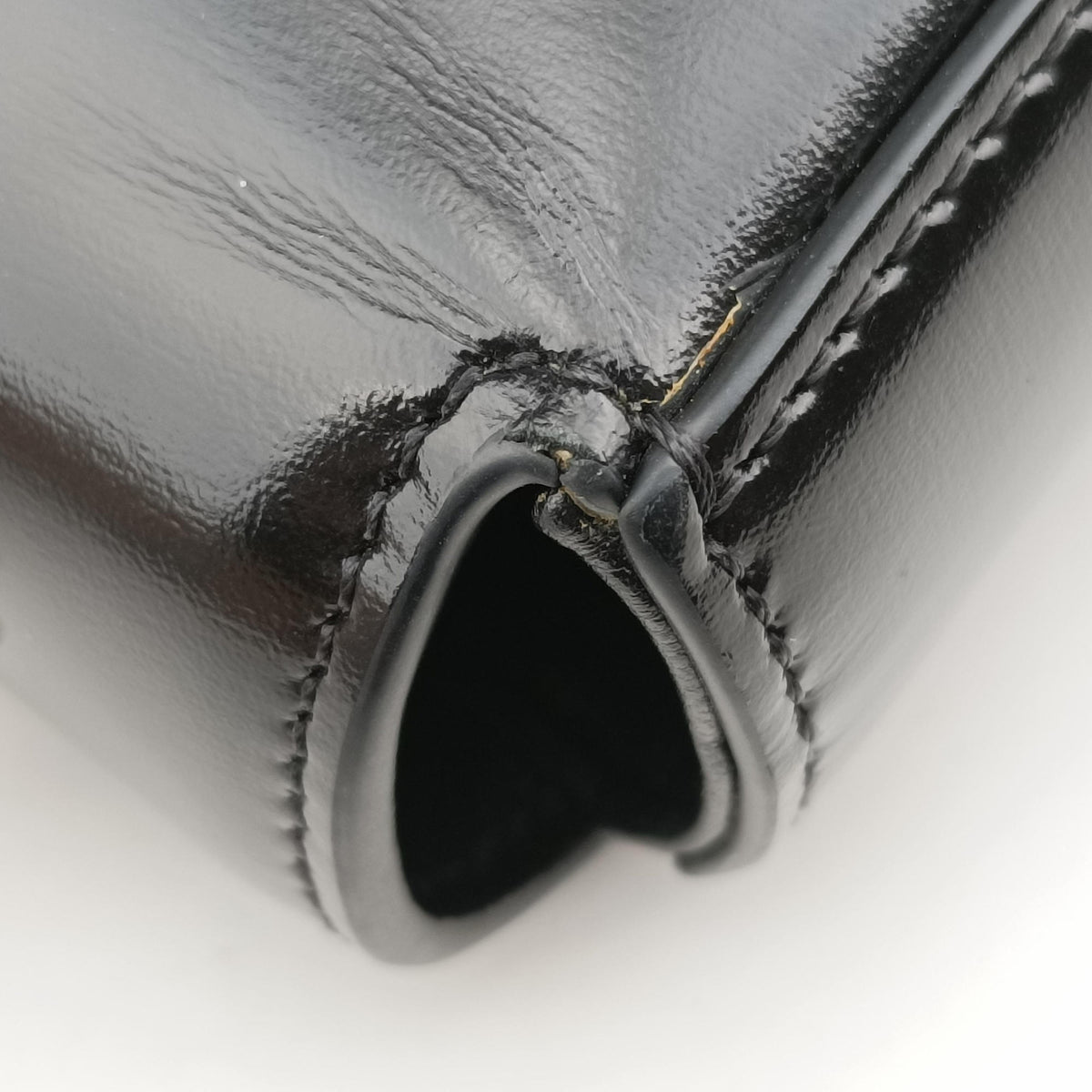 Pre-owned Celine Claude Triomphe Chain Black Leather  shoulderbag | stylenewstar