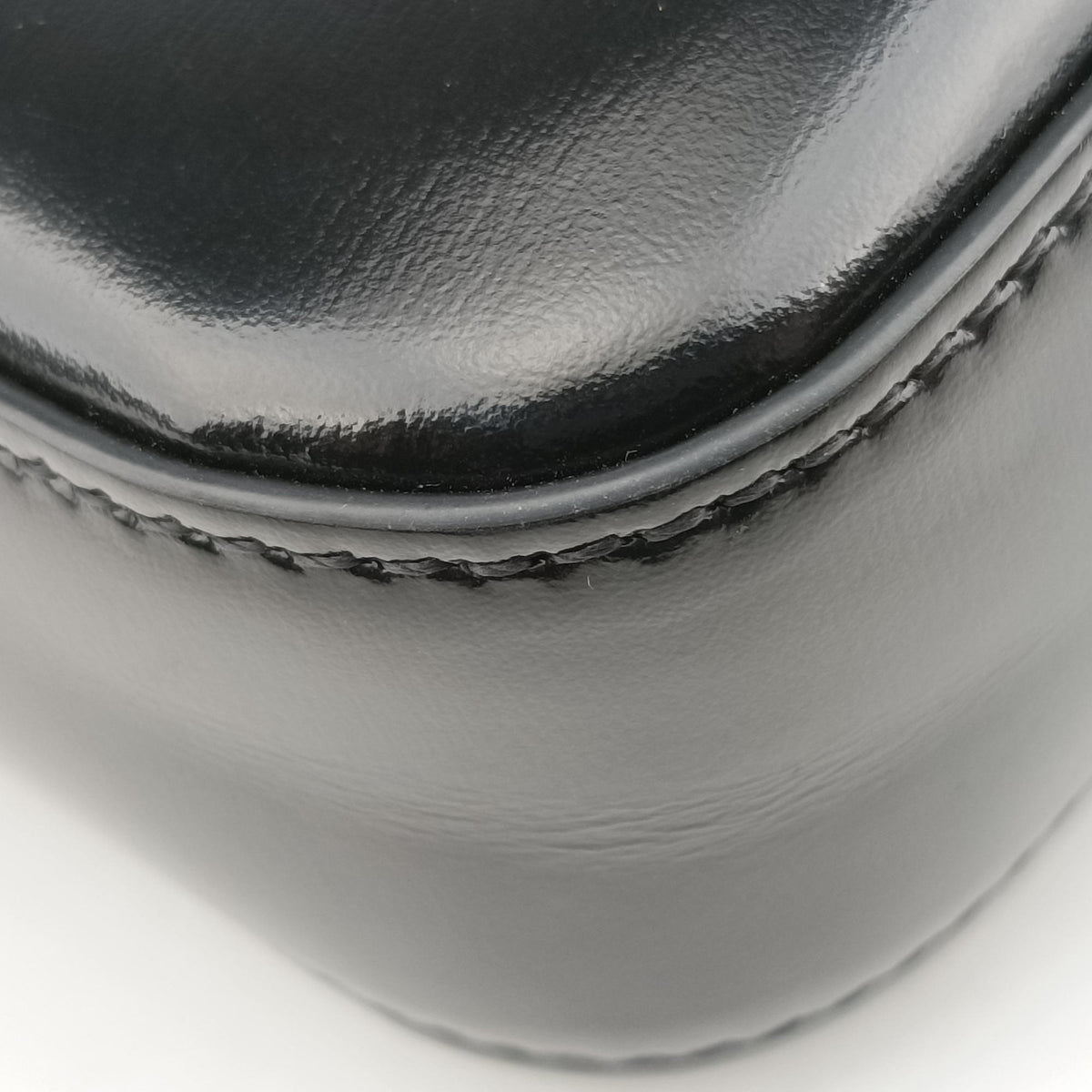 Pre-owned Celine Claude Triomphe Chain Black Leather  shoulderbag | stylenewstar