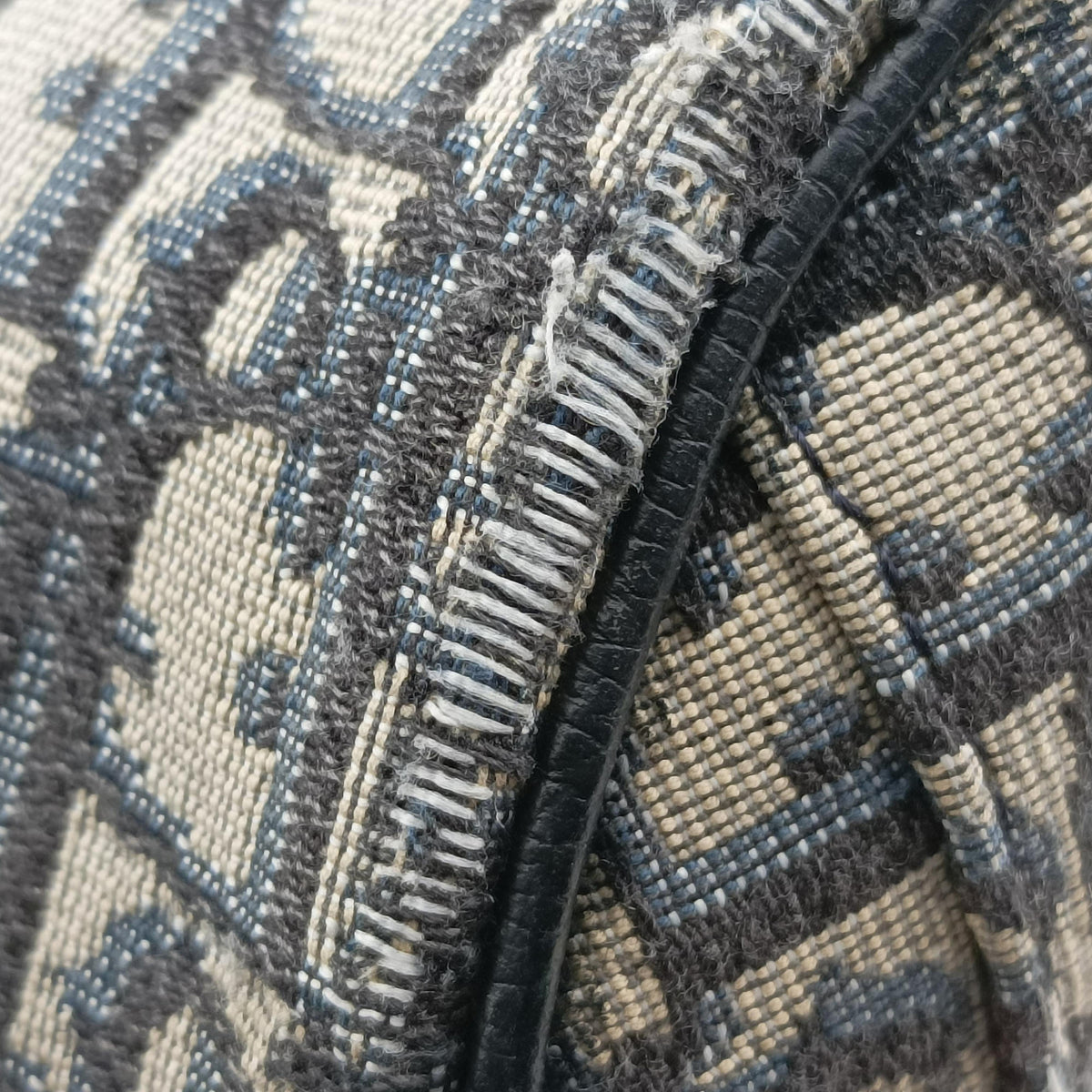 Secondhand Christian Dior Oblique roller Navy Jacquard  shoulderbag | stylenewstar