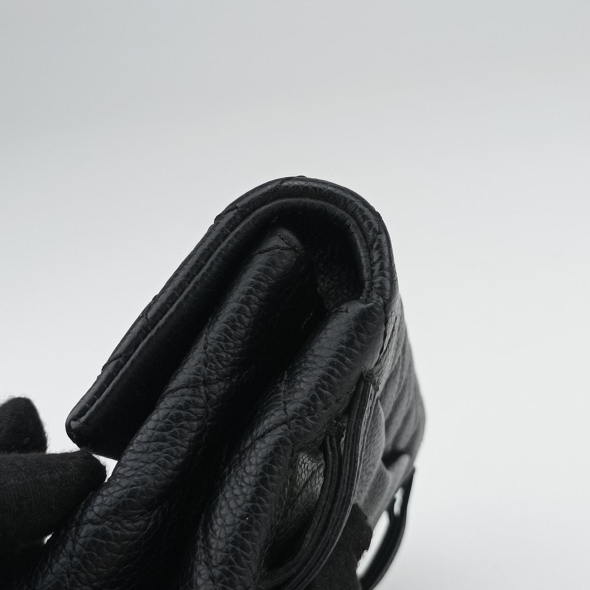 Pre-owned Chanel Matelasse 2.55 Black pebbled U48753 bum bag/waist bag | stylenewstar