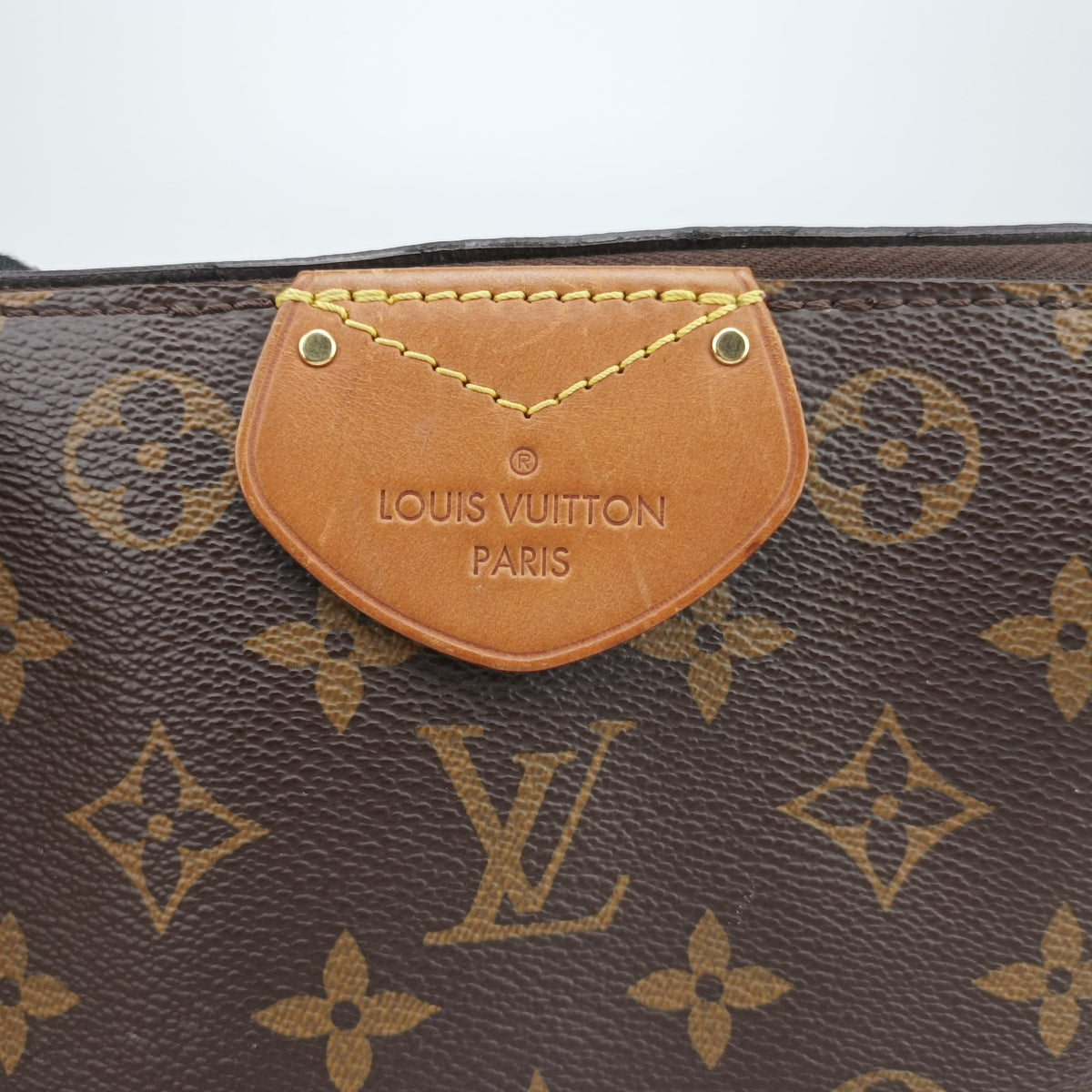 Pre-owned Louis Vuitton Marais MM brown×beige Monogram Canvas M41070 handbag | stylenewstar