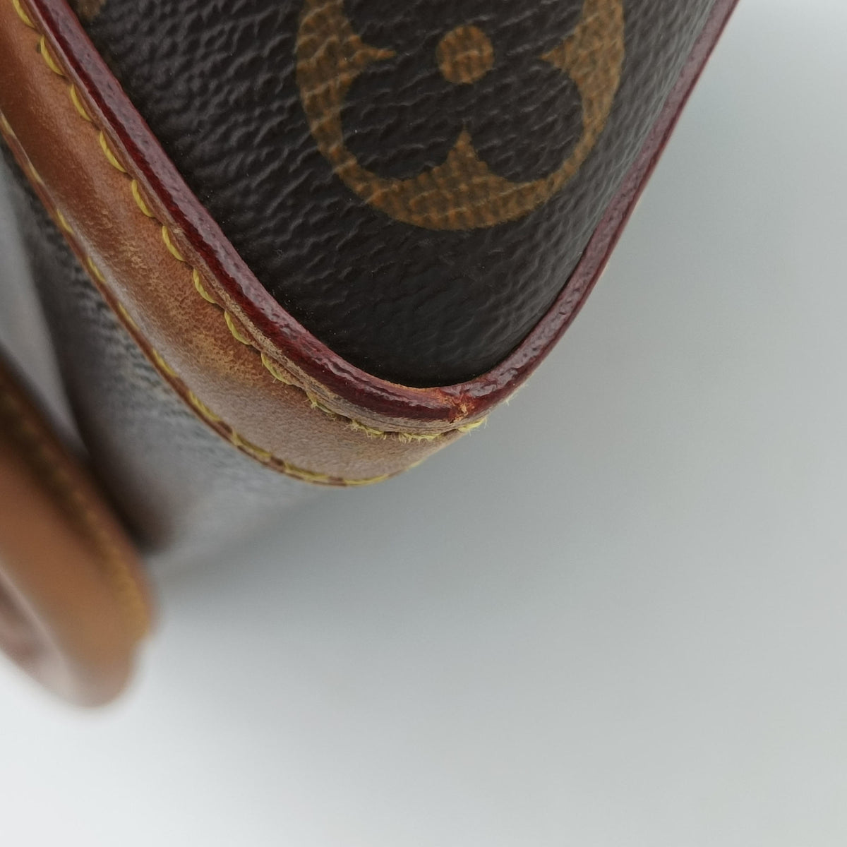 Pre-owned Louis Vuitton Marais MM brown×beige Monogram Canvas M41070 handbag | stylenewstar