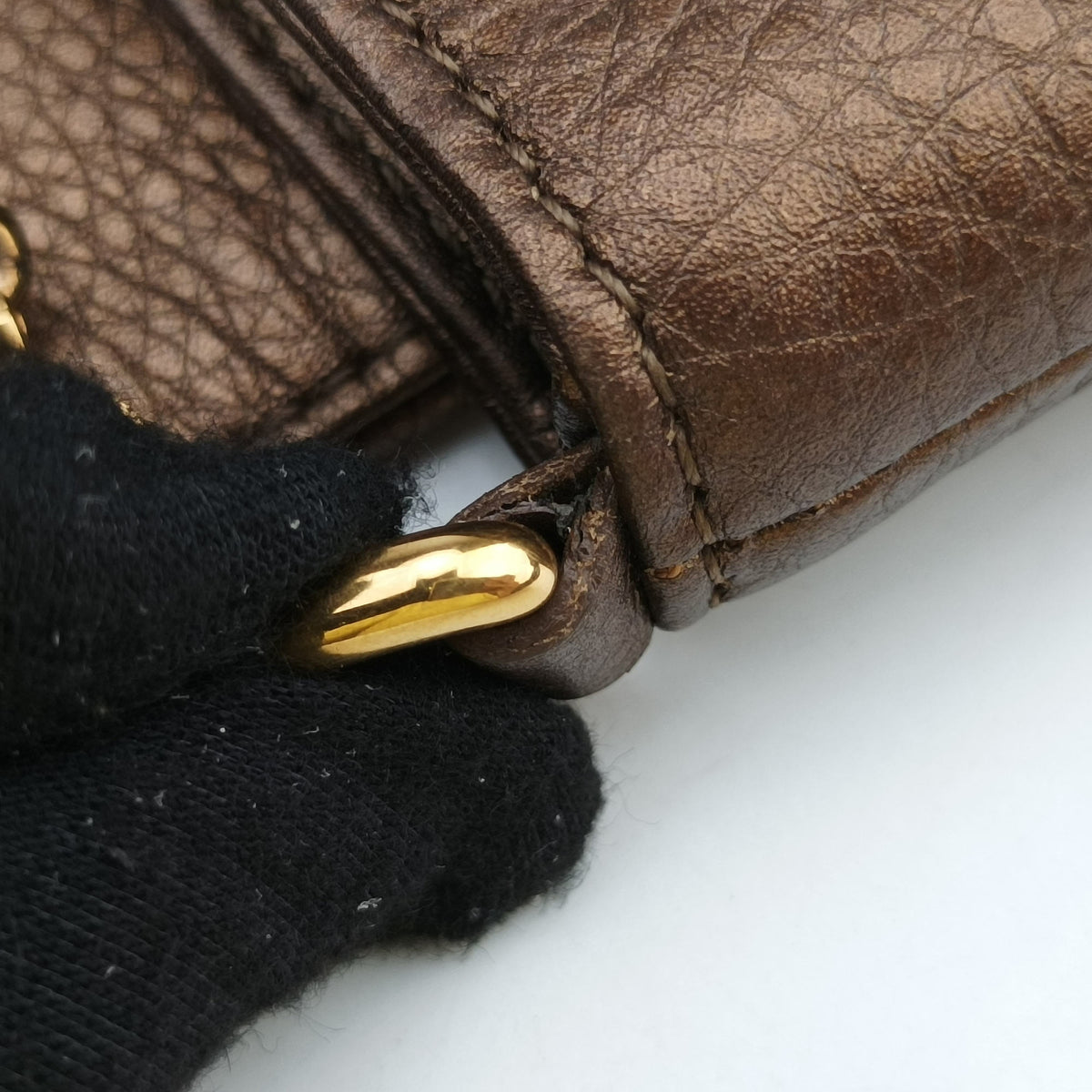 Pre-owned Gucci 1973 Double G Golden Leather 251821 shoulderbag | stylenewstar