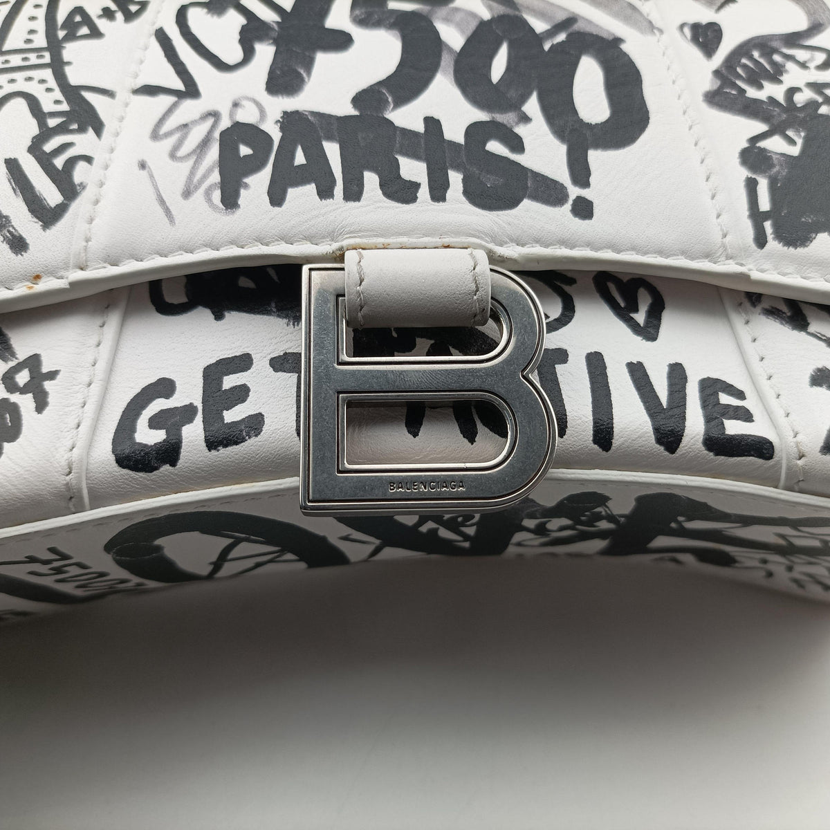 Pre-owned Balenciaga Hourglass Graffiti White×Black Leather  shoulderbag | stylenewstar