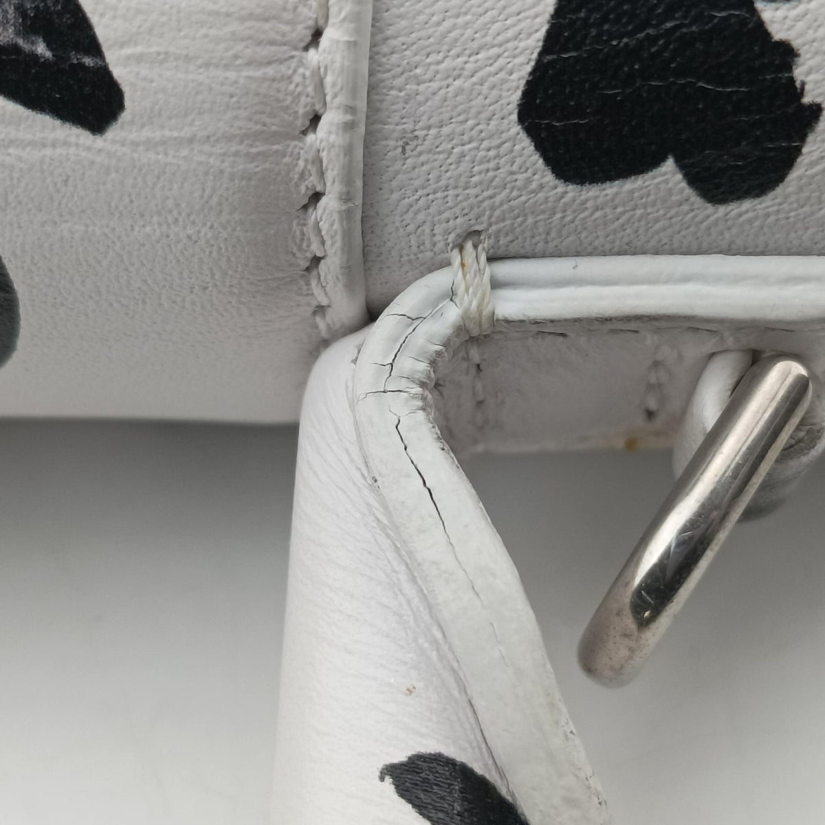 Pre-owned Balenciaga Hourglass Graffiti White×Black Leather  shoulderbag | stylenewstar
