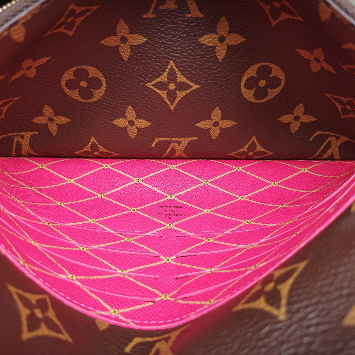 Vintage Louis Vuitton Pochette Weekend brown×Fuchsia Pink Monogram Canvas M62456 shoulderbag | stylenewstar