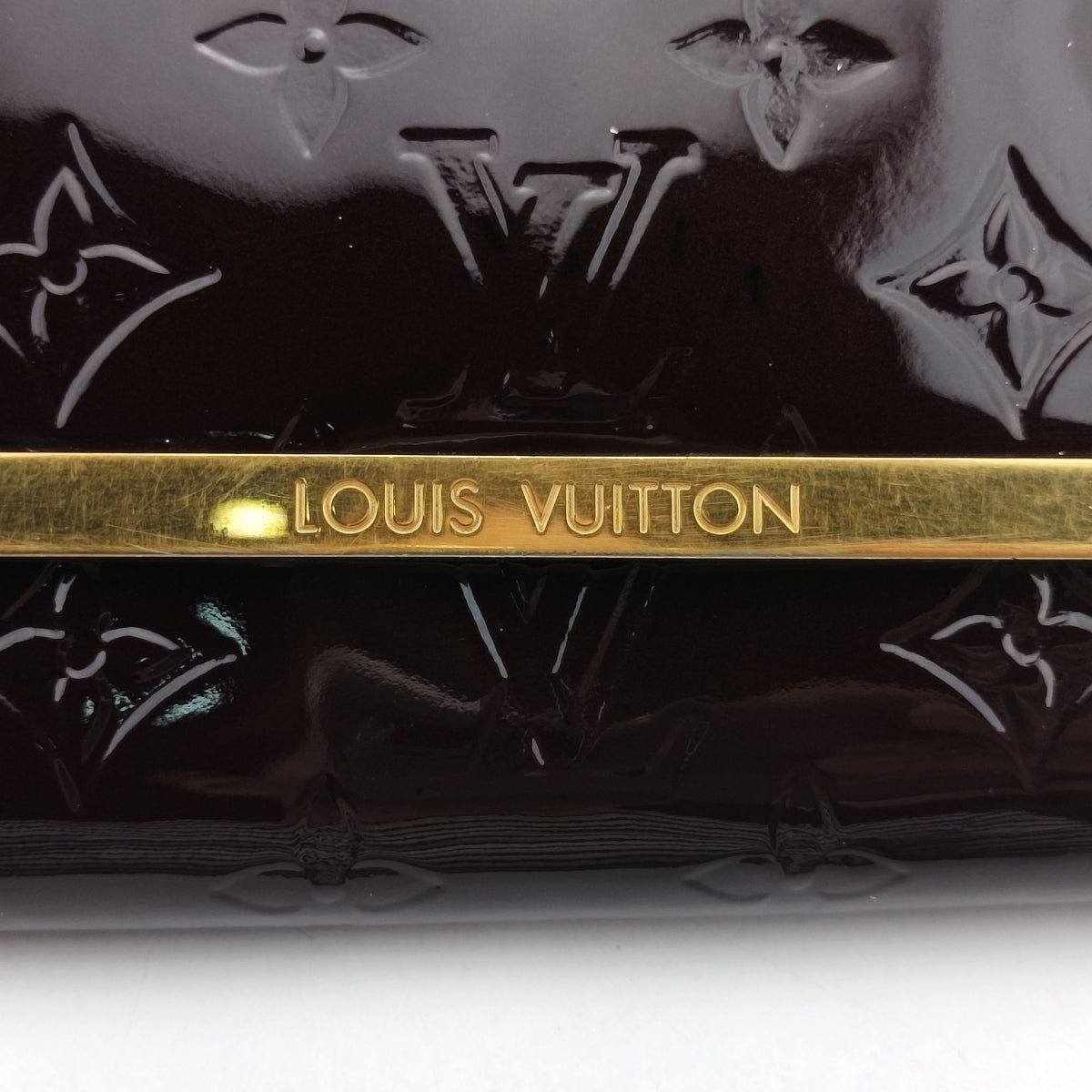 Secondhand Louis Vuitton Clutch Ana Amarante Vernis M91549 shoulderbag | stylenewstar