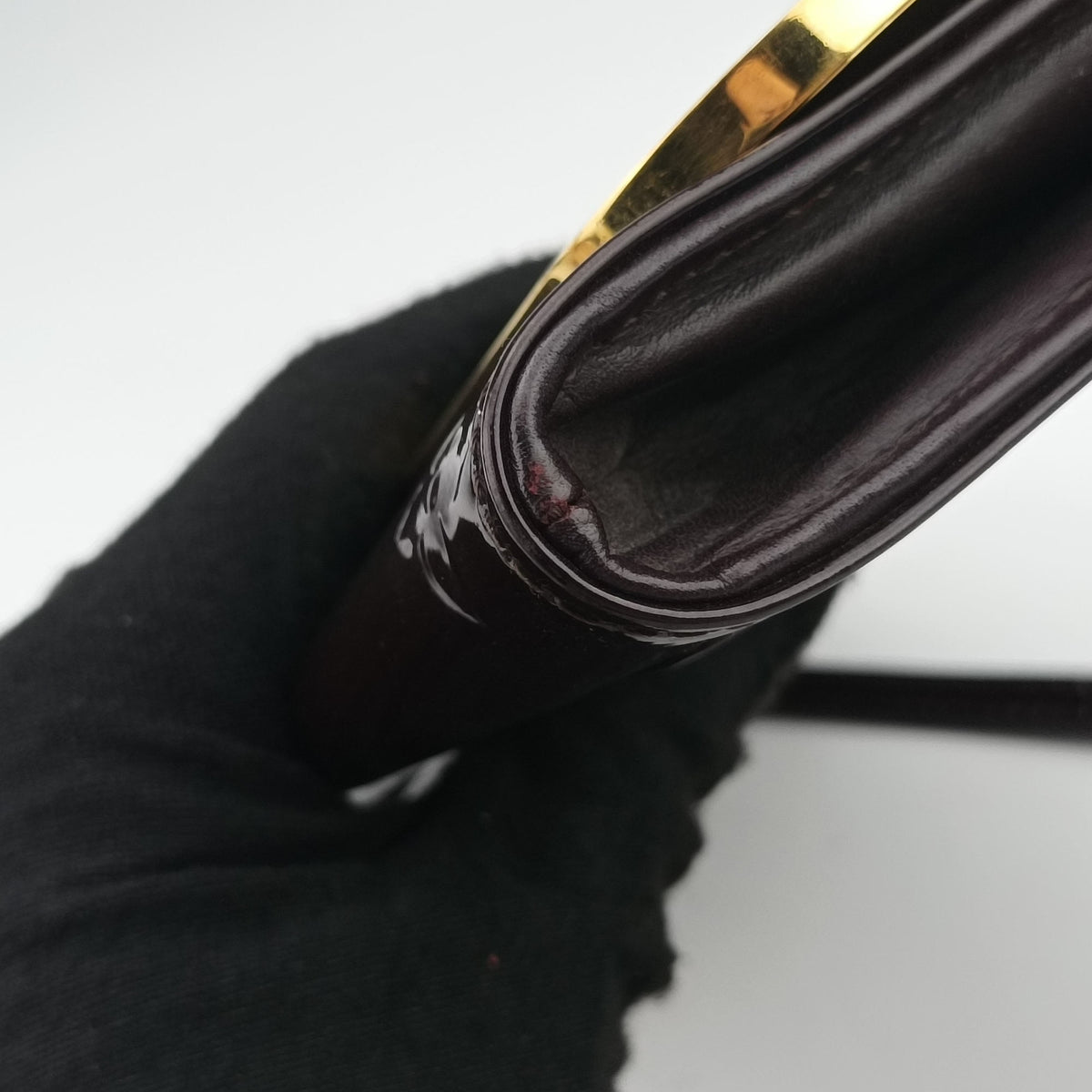Secondhand Louis Vuitton Clutch Ana Amarante Vernis M91549 shoulderbag | stylenewstar