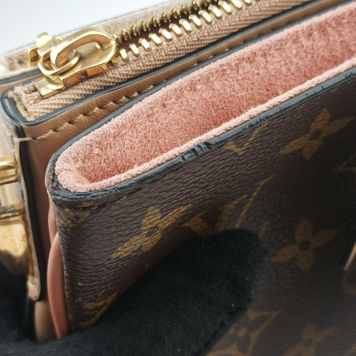 Vintage Louis Vuitton Mille feuille Beige x Brown Monogram canvas x leather M44255 shoulderbag | stylenewstar
