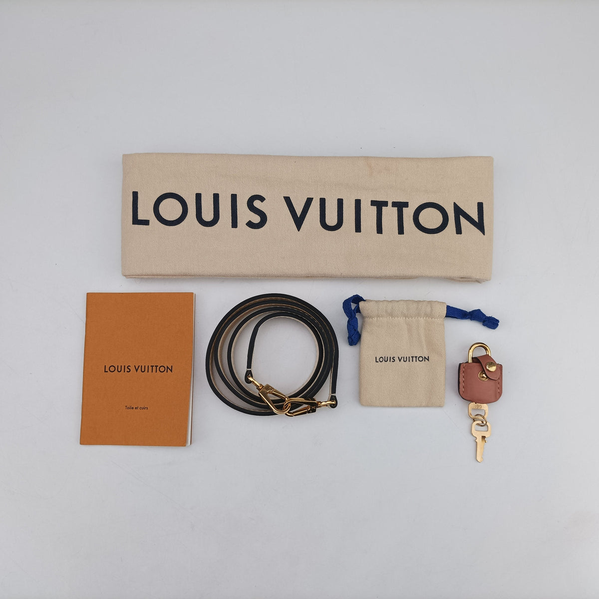 Vintage Louis Vuitton Mille feuille Beige x Brown Monogram canvas x leather M44255 shoulderbag | stylenewstar