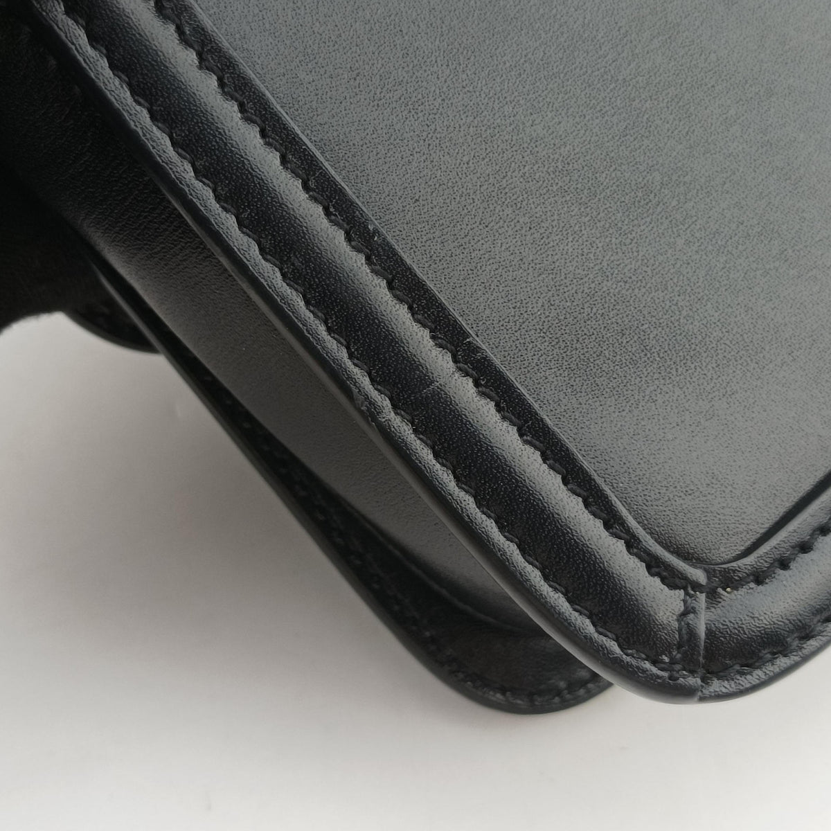 Pre-owned Yves Saint Laurent Solferino Black Leather 634306 shoulderbag | stylenewstar