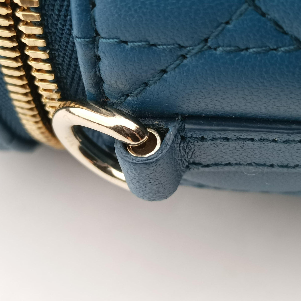 Pre-owned Christian Dior Lady Dior micro vanity Blue lambskin  shoulderbag | stylenewstar