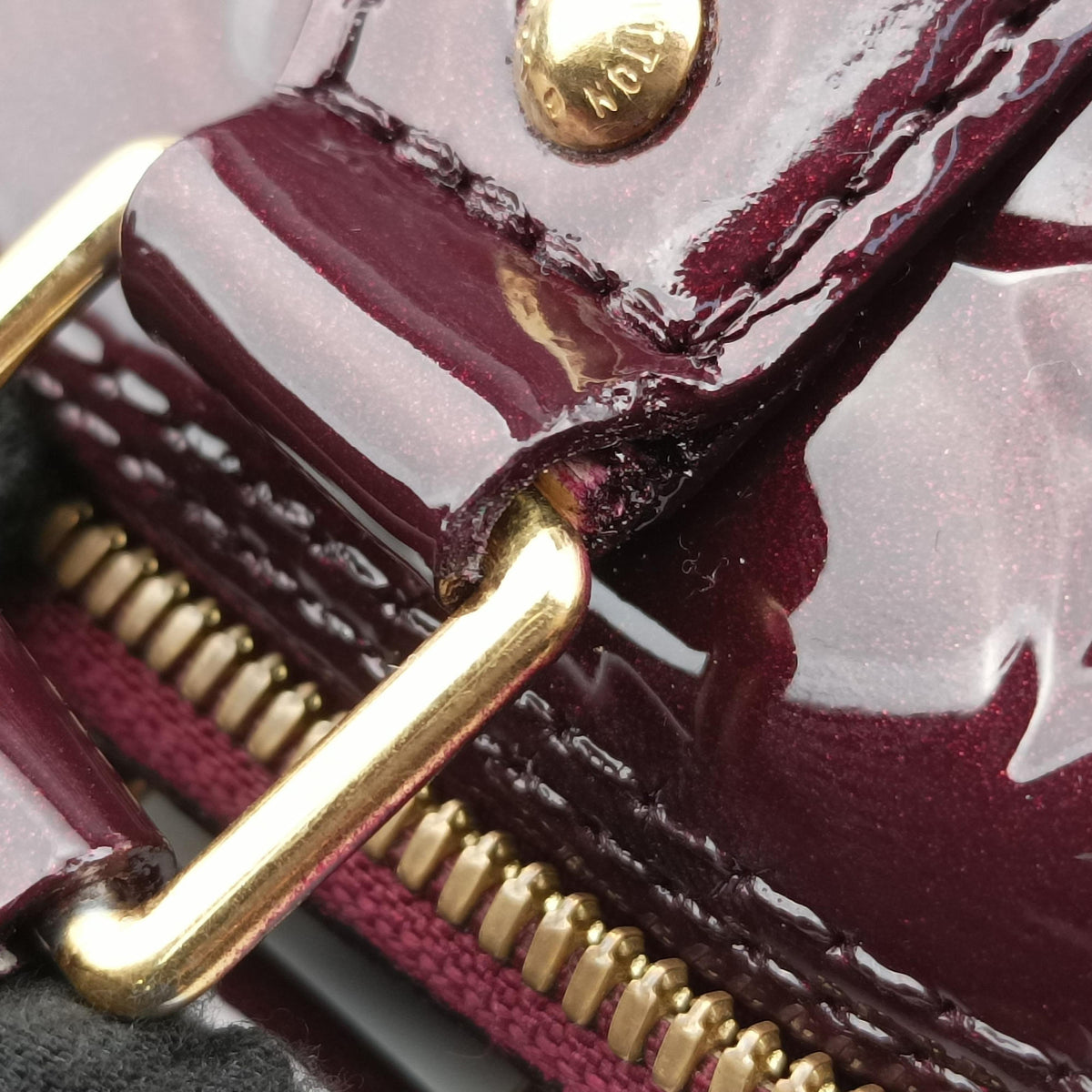 Vintage Louis Vuitton Alma PM Amarante Vernis M91691 handbag | stylenewstar