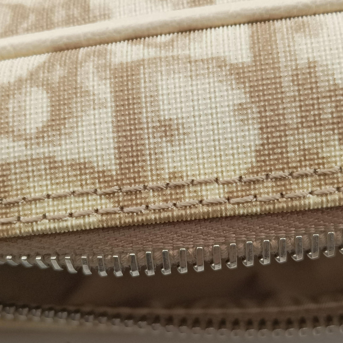 Pre-owned Christian Dior Trotter Flower Beige PVC Coated Canvas  shoulderbag | stylenewstar