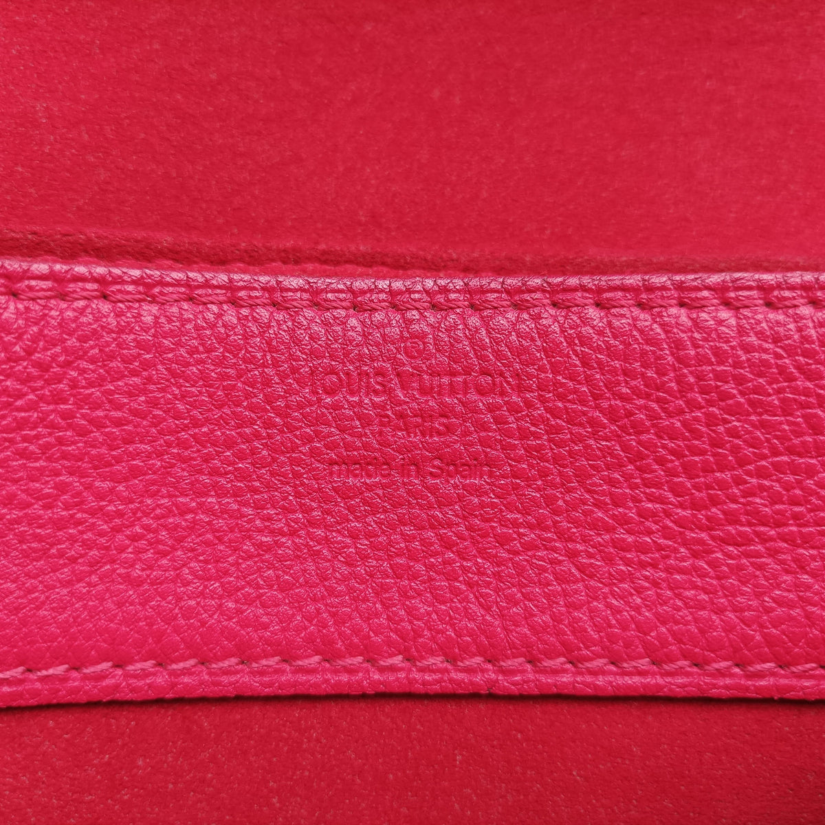 Pre-owned Louis Vuitton Pallas Chain Brown x Cerise Monogram canvas x leather M41201 shoulderbag | stylenewstar