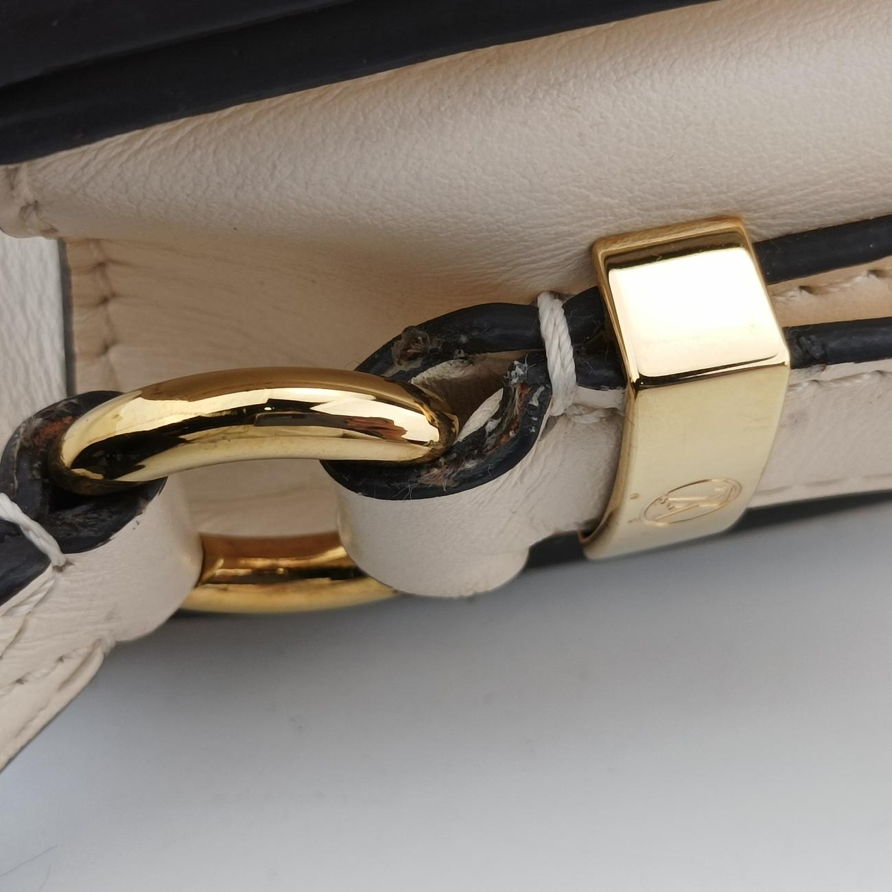 LVPONT9 CREME Leather FZ3270