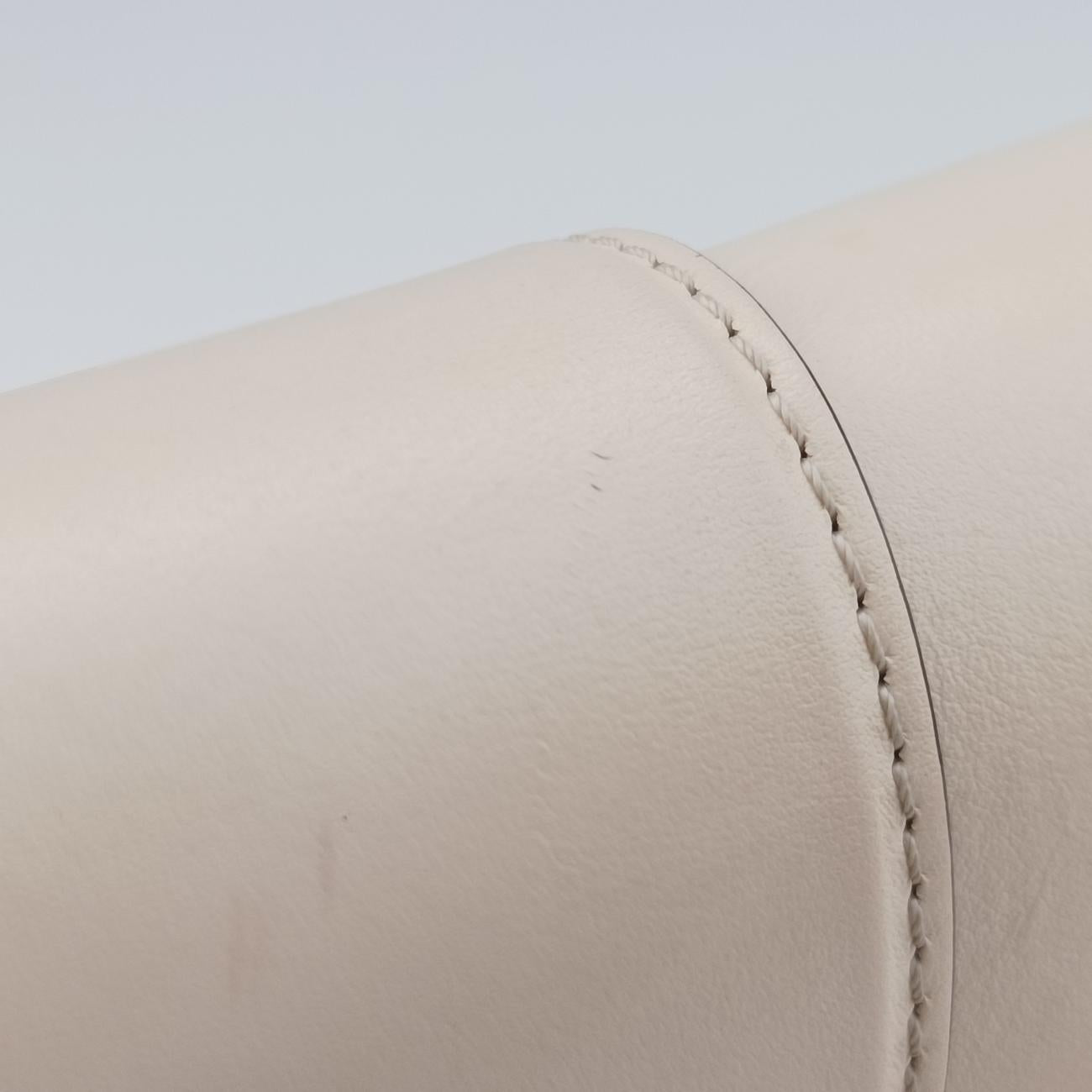 LVPONT9 CREME Leather FZ3270