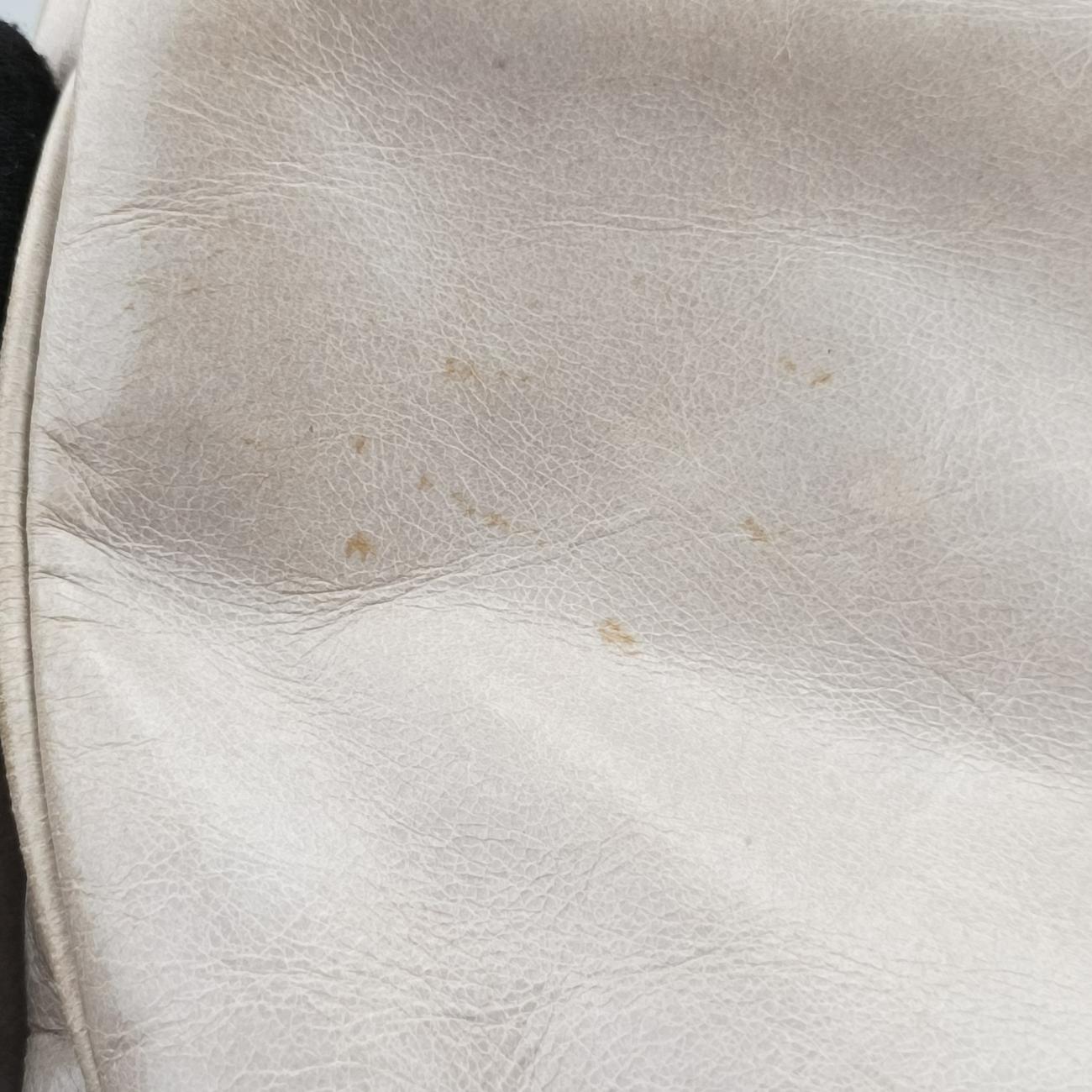 Pre-owned Prada Vitello Shine Argilla Beige Leather  shoulderbag | stylenewstar